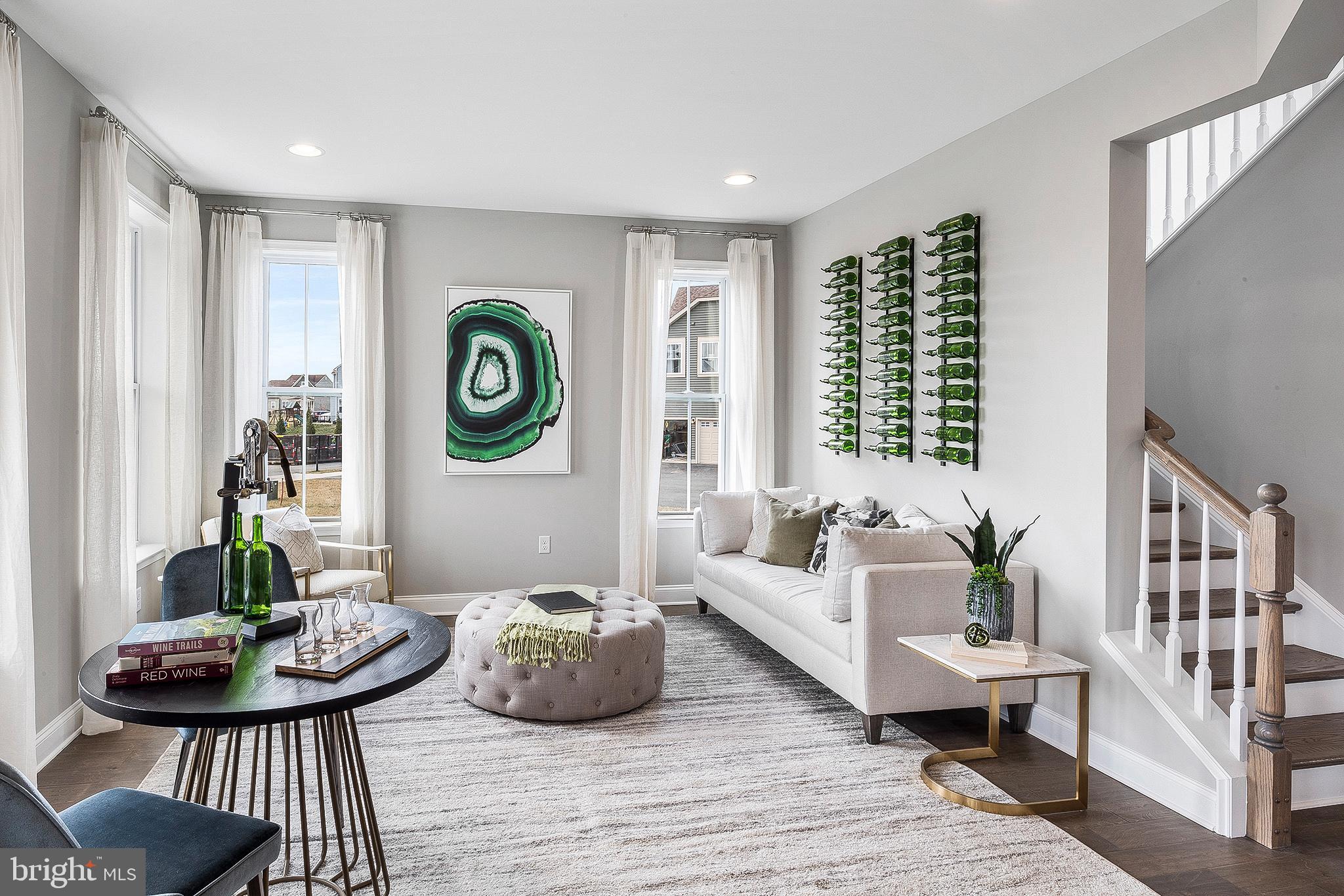 1205 N OLMSTED PARKWAY