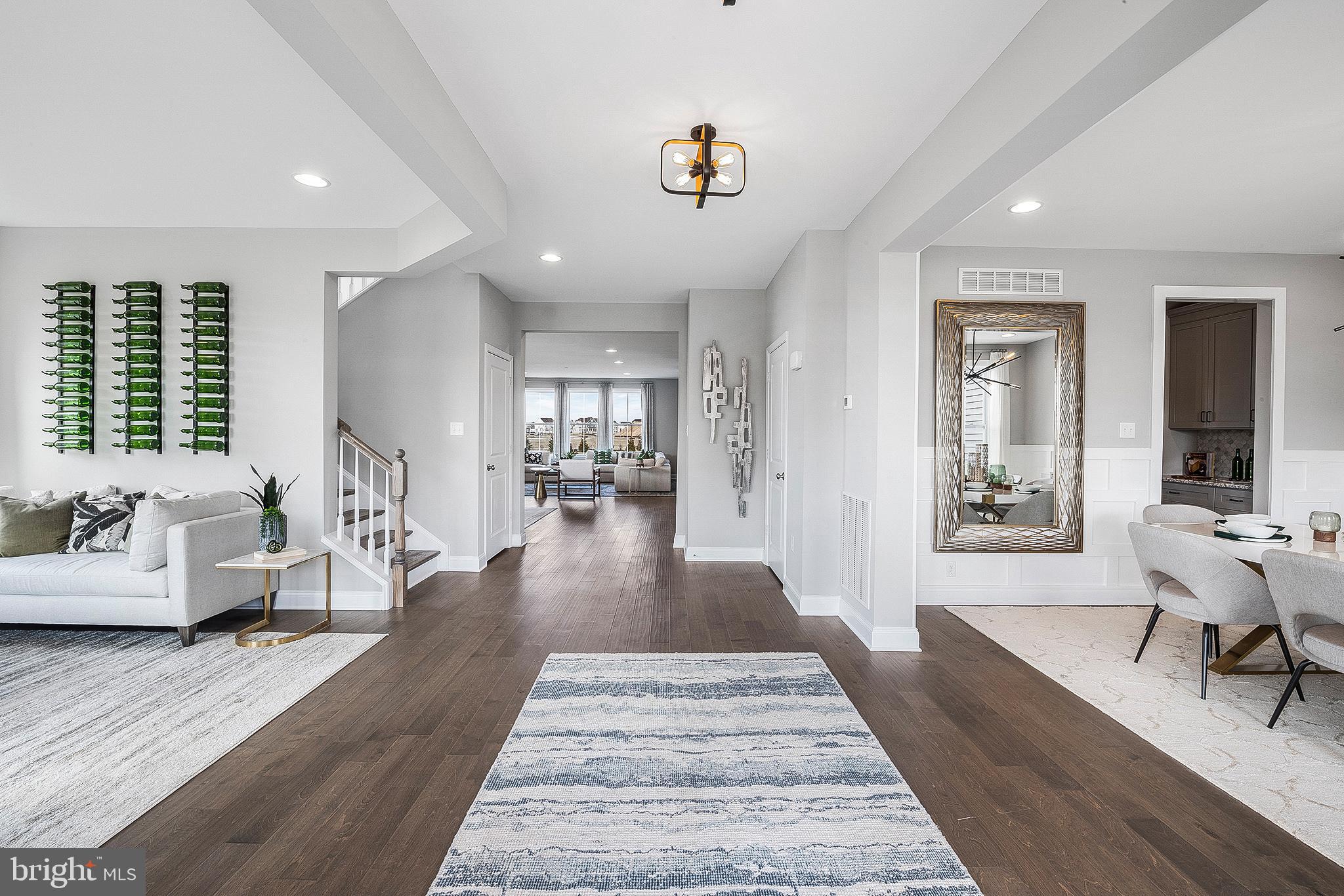 1205 N OLMSTED PARKWAY