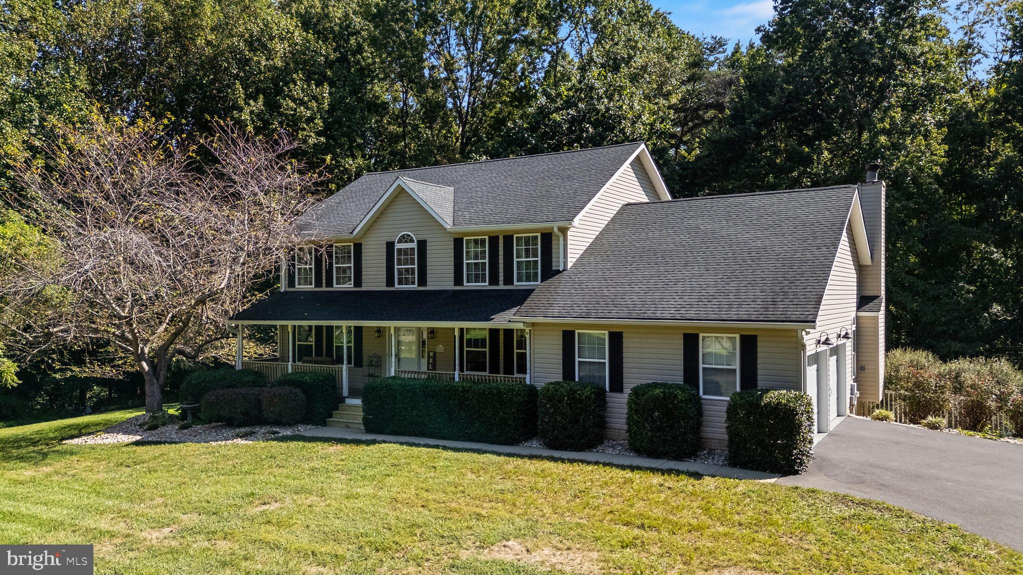 2424 WILDFLOWER LANE