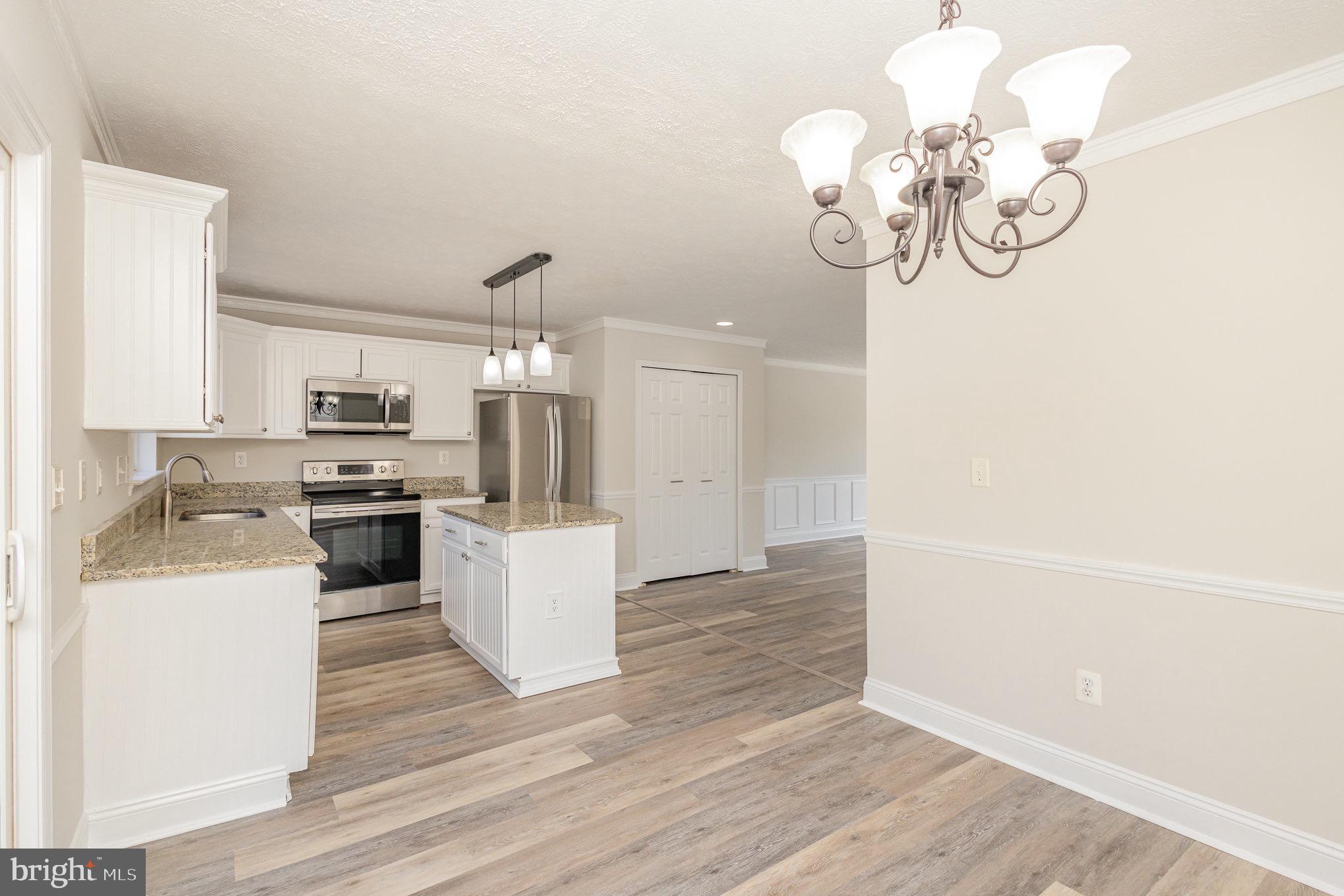 WILDERNESS SHORES - Residential