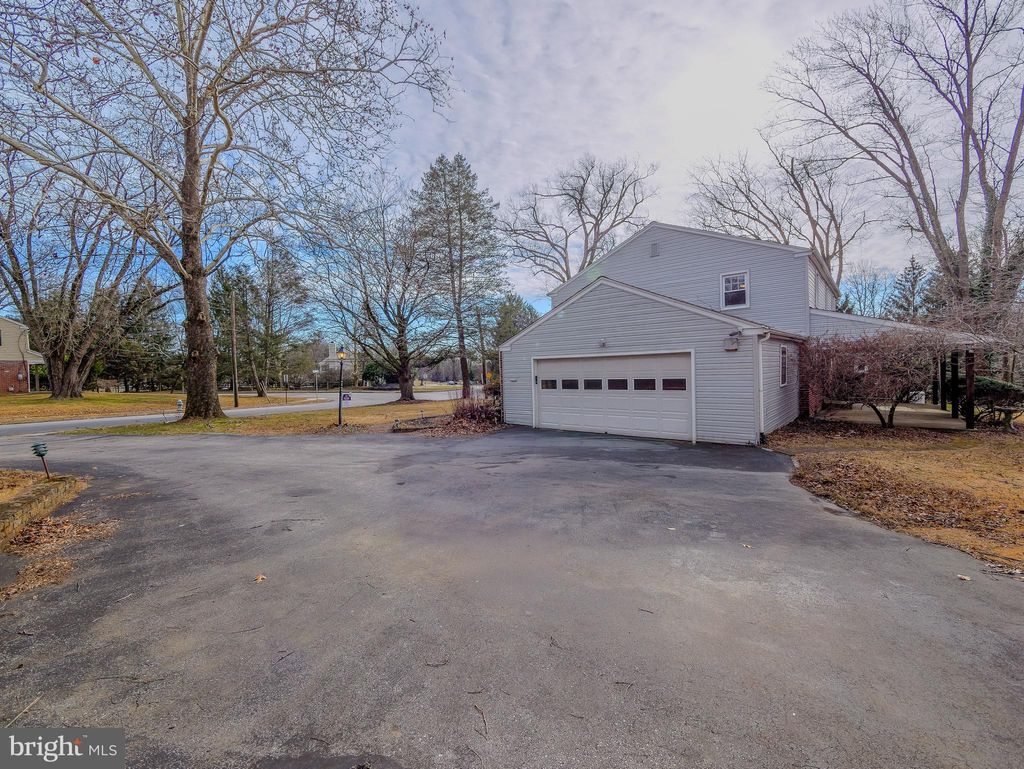 Photo of 2500 Grant Road, BROOMALL, PA 19008 (MLS # PADE2103788)