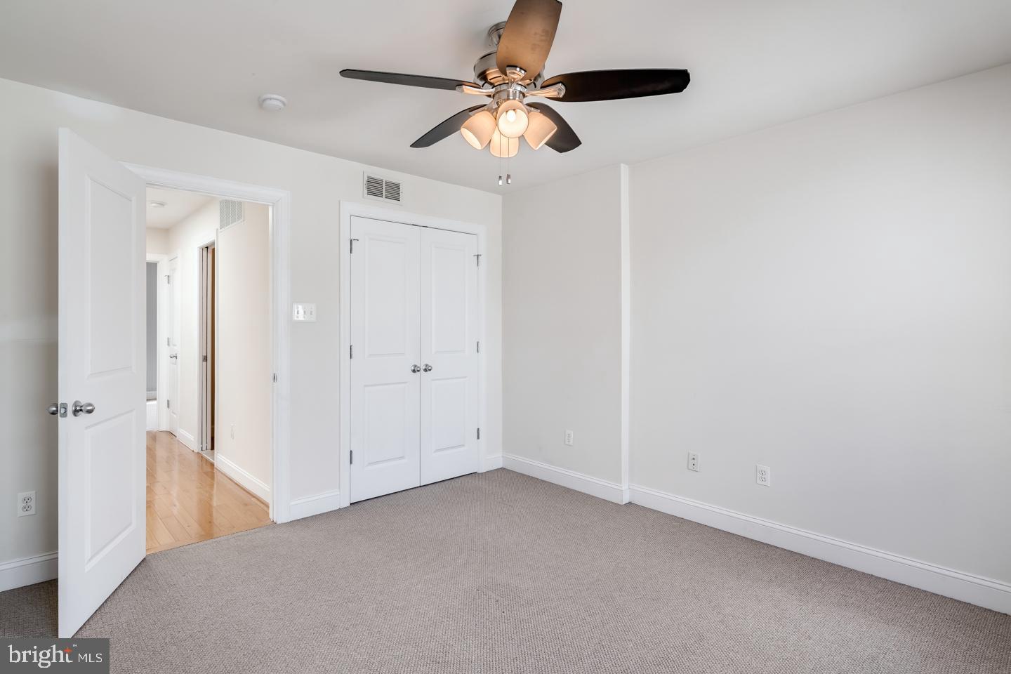 GRADUATE HOSPITAL - Residential Lease