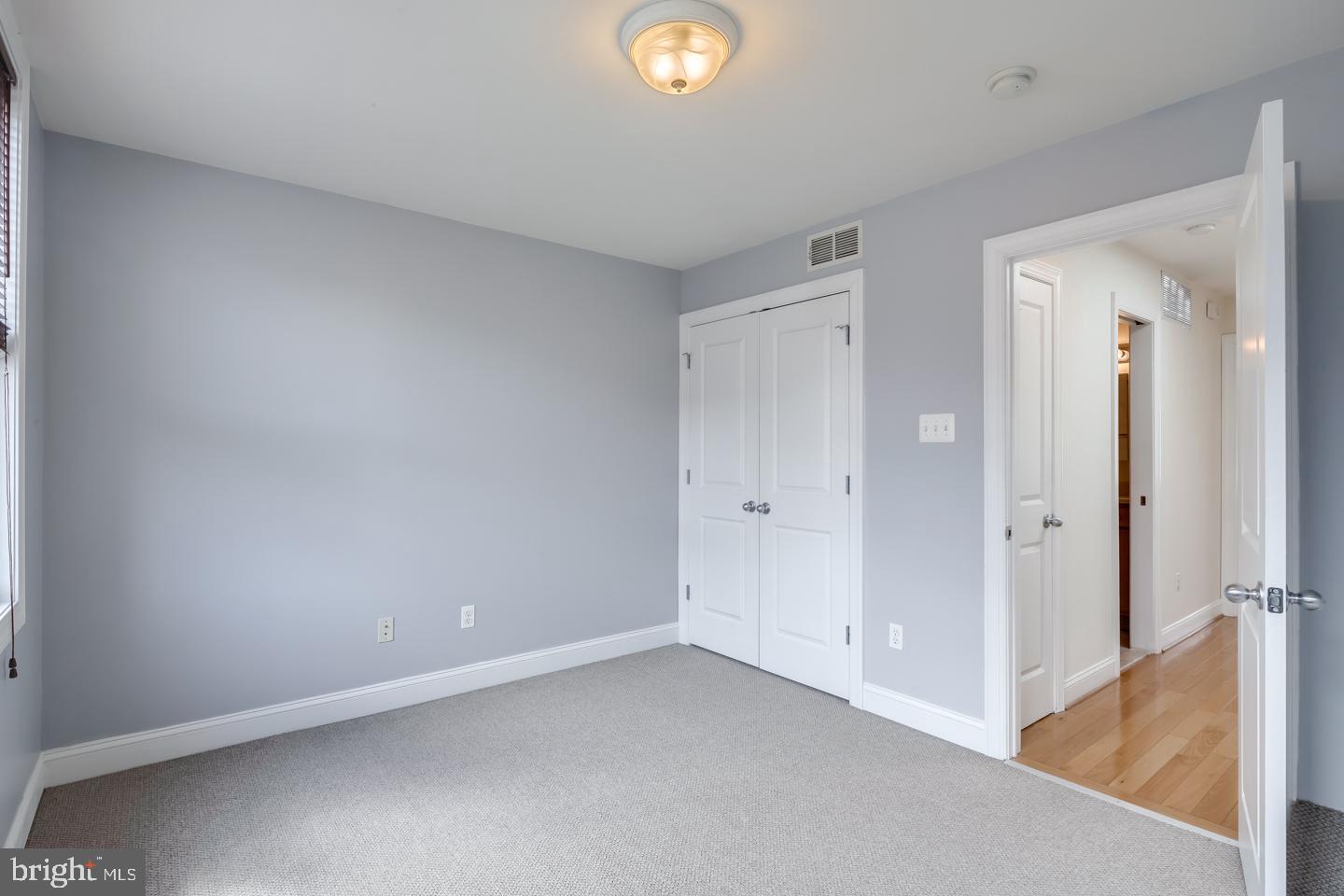 GRADUATE HOSPITAL - Residential Lease