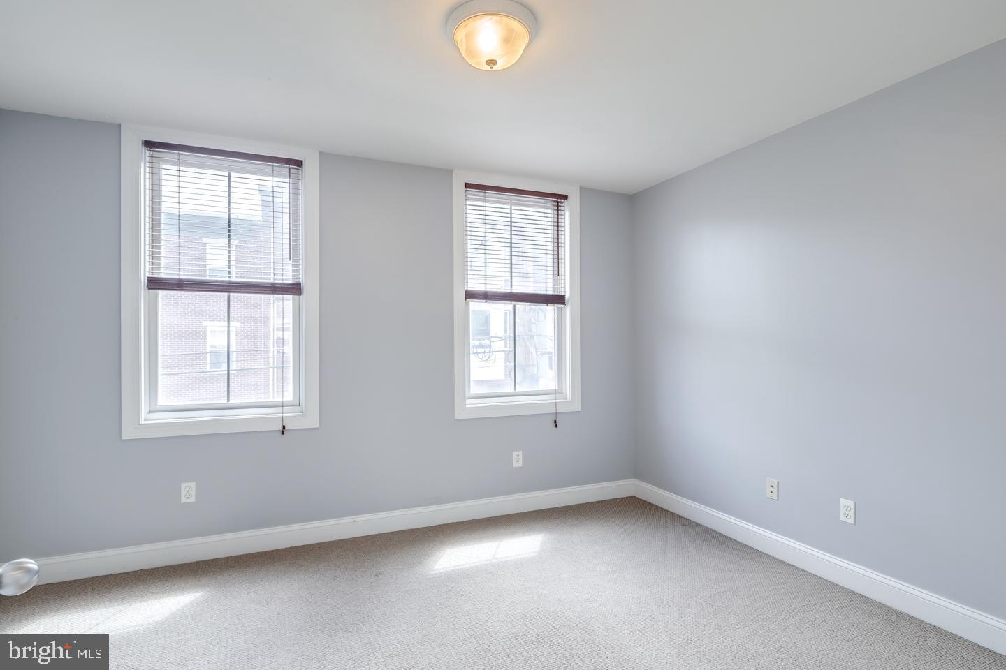 GRADUATE HOSPITAL - Residential Lease