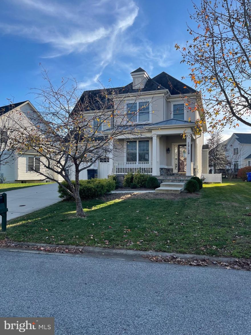 This large home boasts 4 ample bedrooms and 4.5 full bathrooms.  It is priced to sell as-is.  Bring buyers with imagination and a willingness to turn this into the home of their dreams.