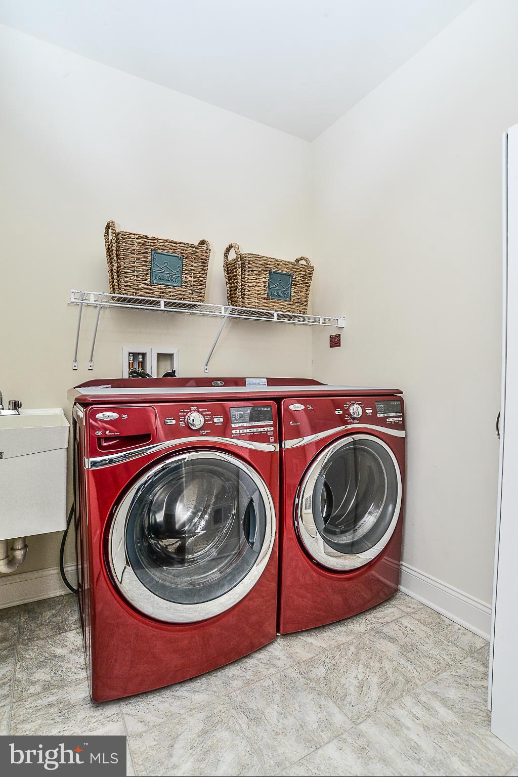 LOUDOUN VALLEY ESTATES 2 - Residential