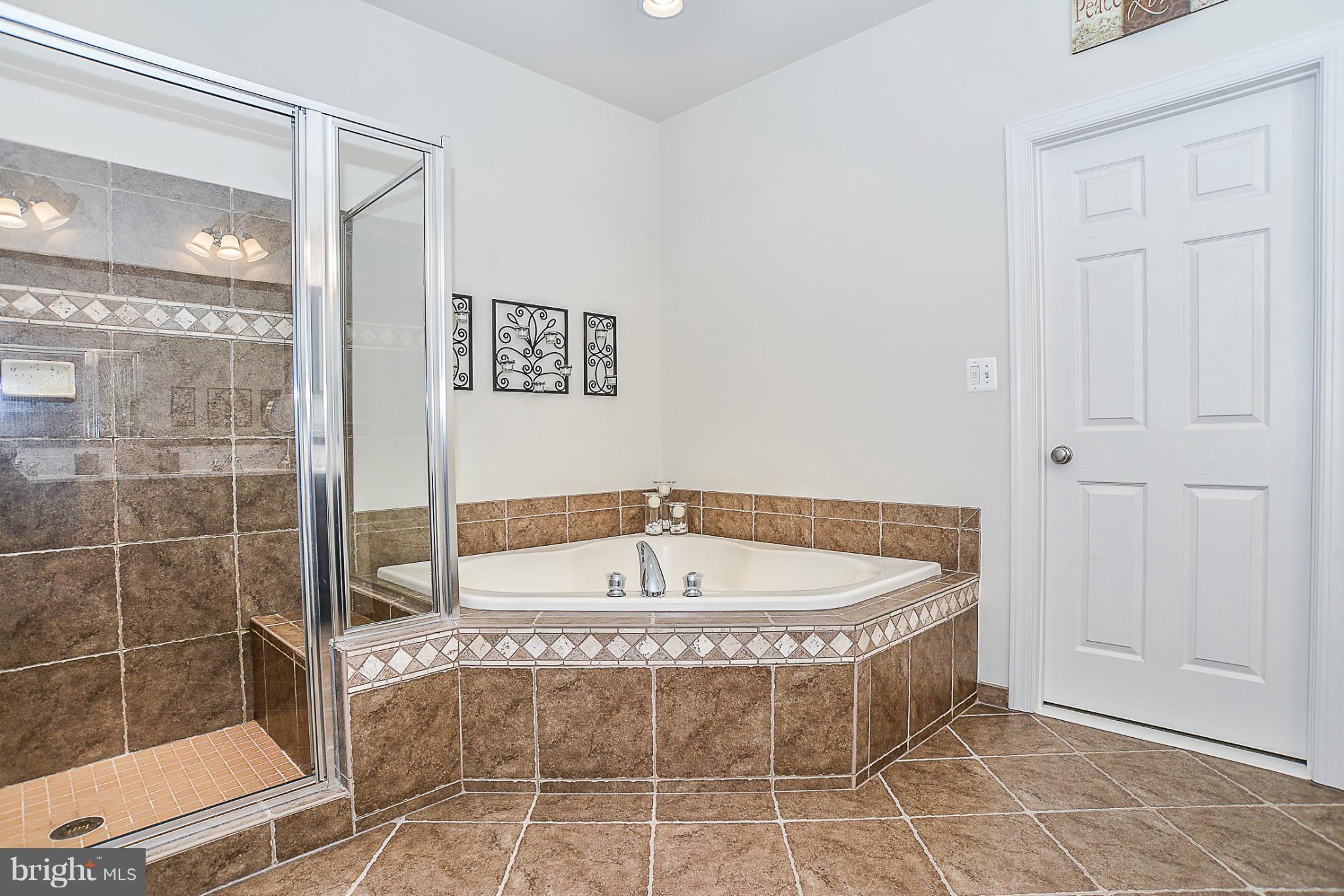 LOUDOUN VALLEY ESTATES 2 - Residential