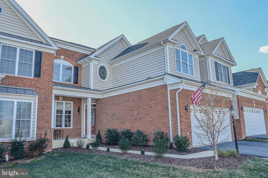 SPACIOUS & ELEGANT HOME W/OVER 4300 SQ. FT. MAIN LEVEL MBR SUITE, GOURMET KIT., FAM ROOM W/SOARING 2 STORY HIGH CEILINGS & PALLADIUM WINDOWS W/DECK JUST OUTSIDE.. 2 LARGE BRS ON UL W/LOFT OVERLOOKING MAIN LEVEL. SEP. DR & LR. HUGE LL REC ROOM W/FULL BATH & WALKOUT TO PATIO OVERLOOKING WOODLANDS. LOW HOA INCLUDES LOTS OF AMENITIES. WELCOME HOME!