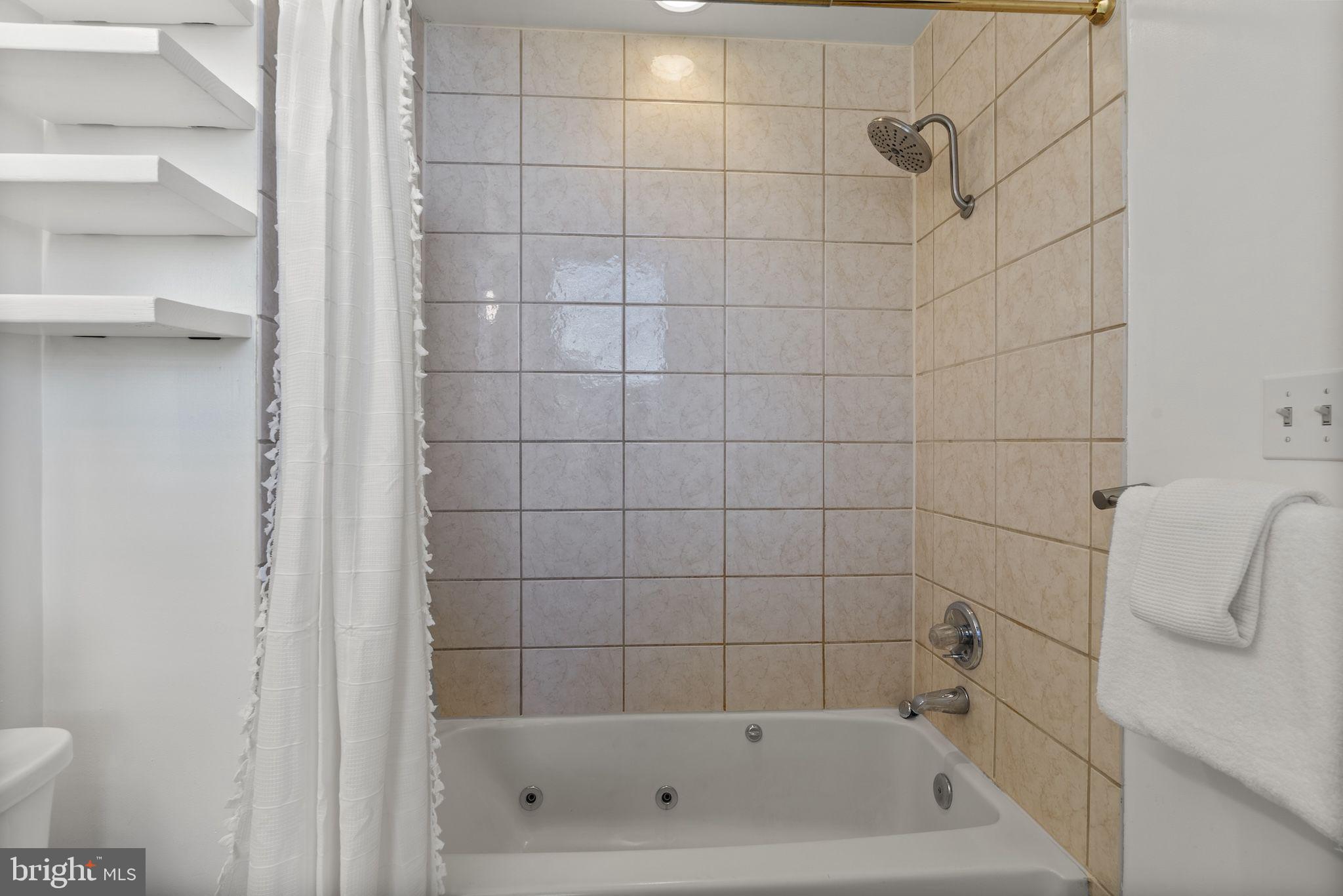 FELLS POINT HISTORIC DISTRICT - Residential