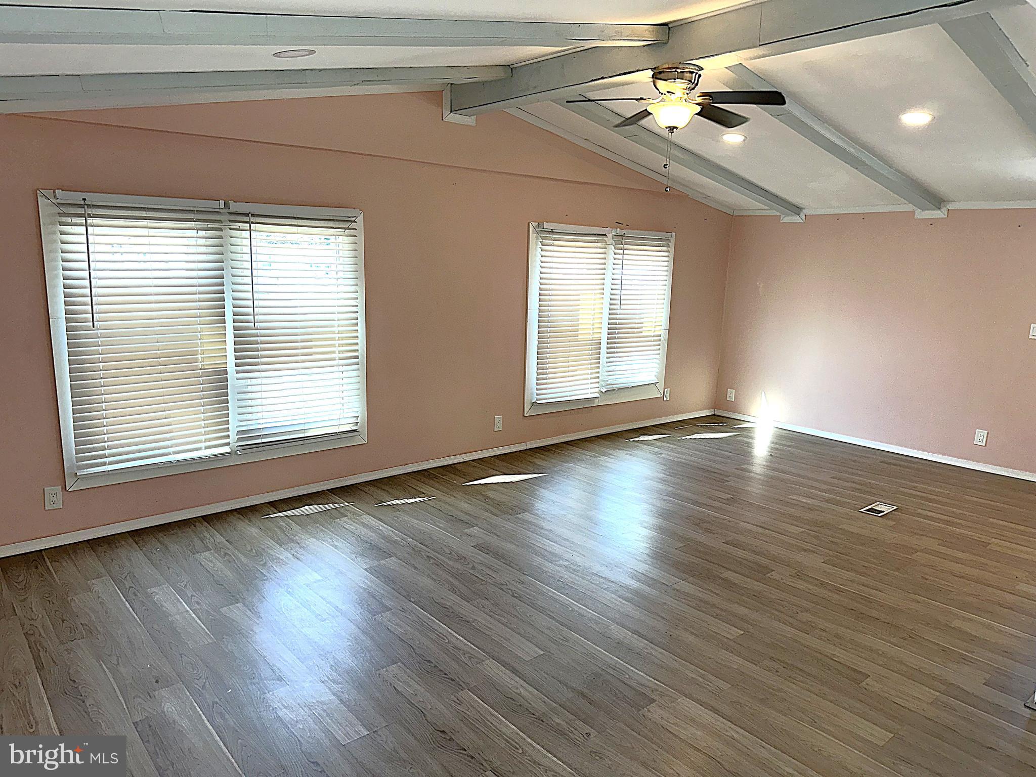 BOONES ESTATES - Residential