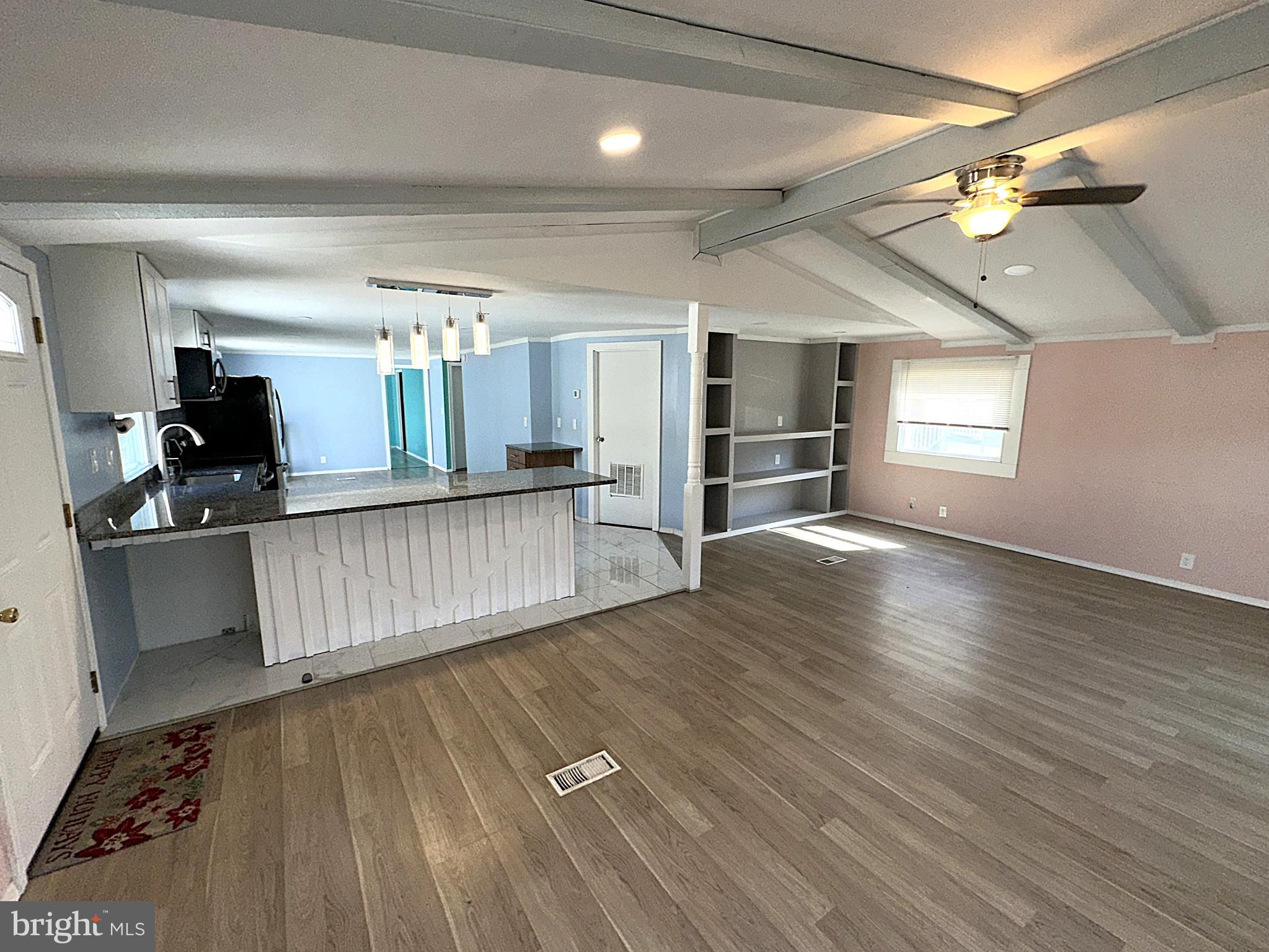 BOONES ESTATES - Residential