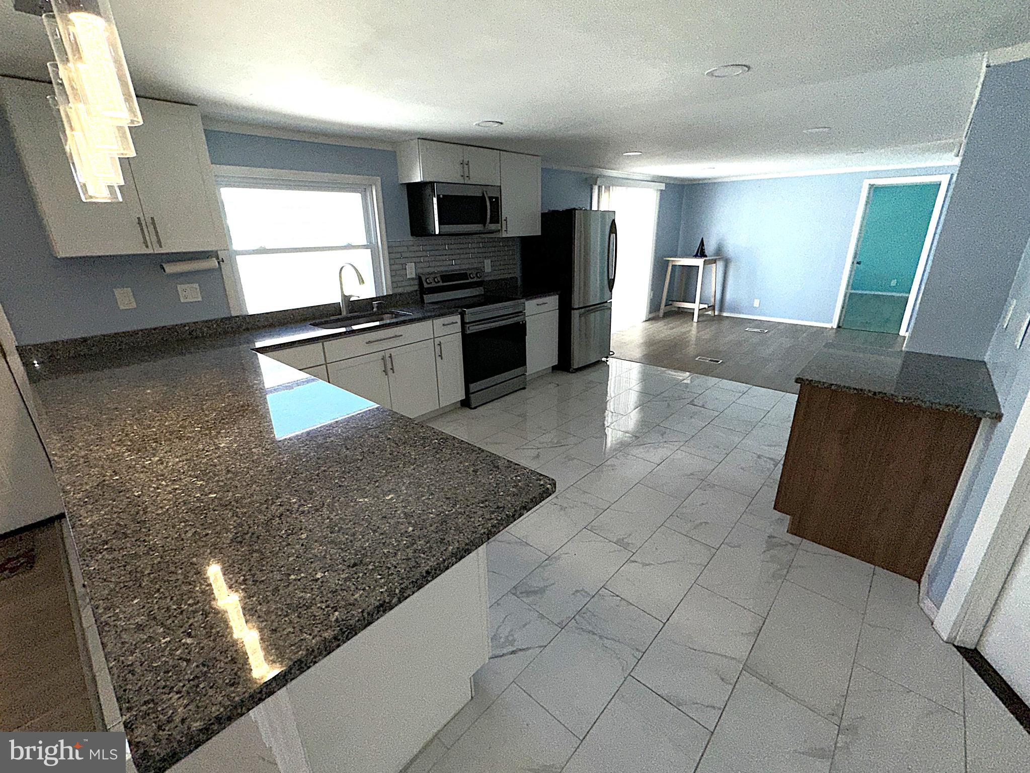 BOONES ESTATES - Residential