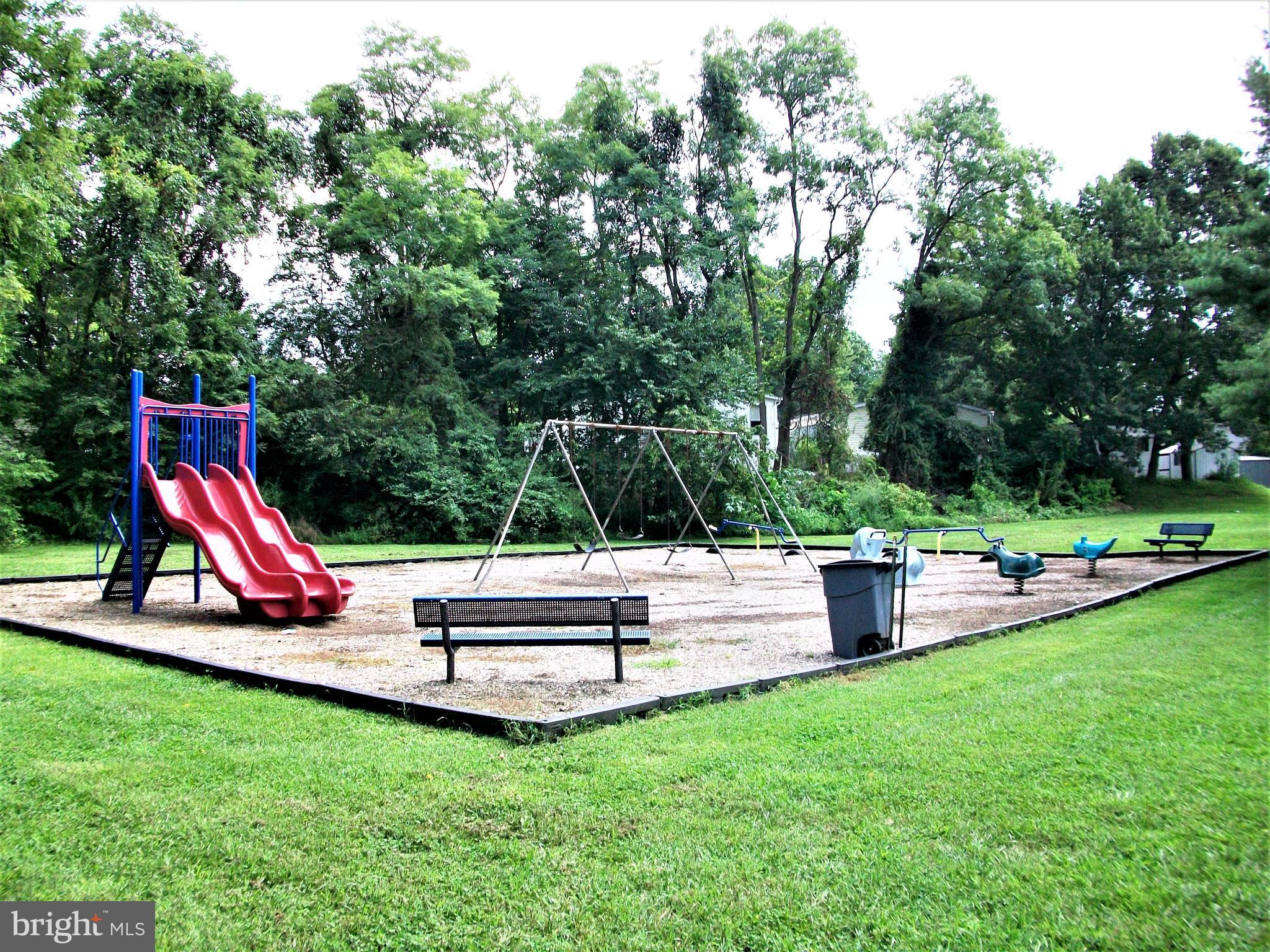 BOONES ESTATES - Residential