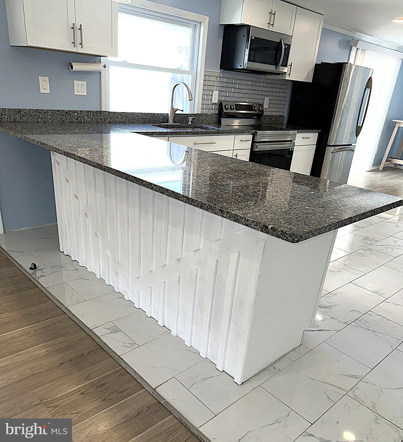 BOONES ESTATES - Residential