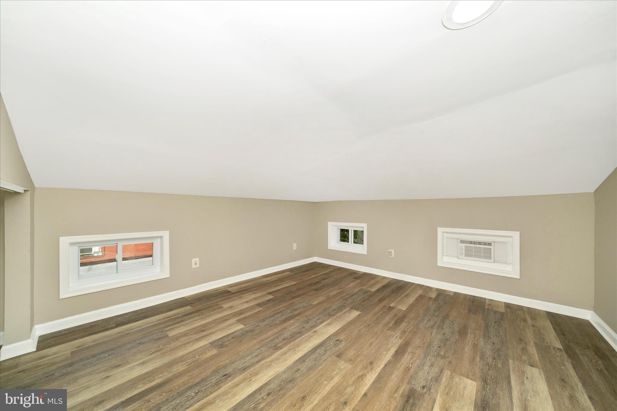 IRVINGTON - Residential