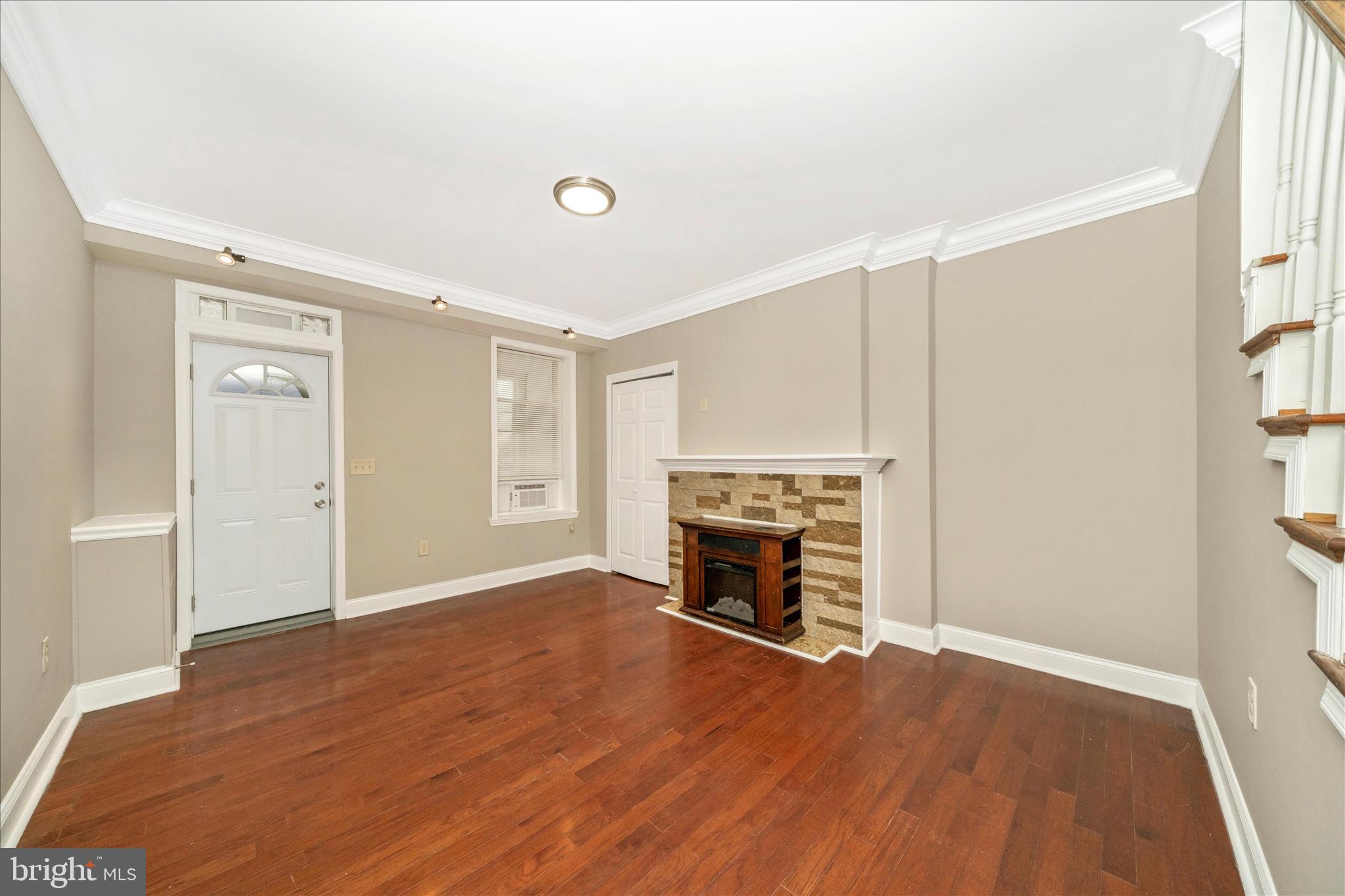 IRVINGTON - Residential