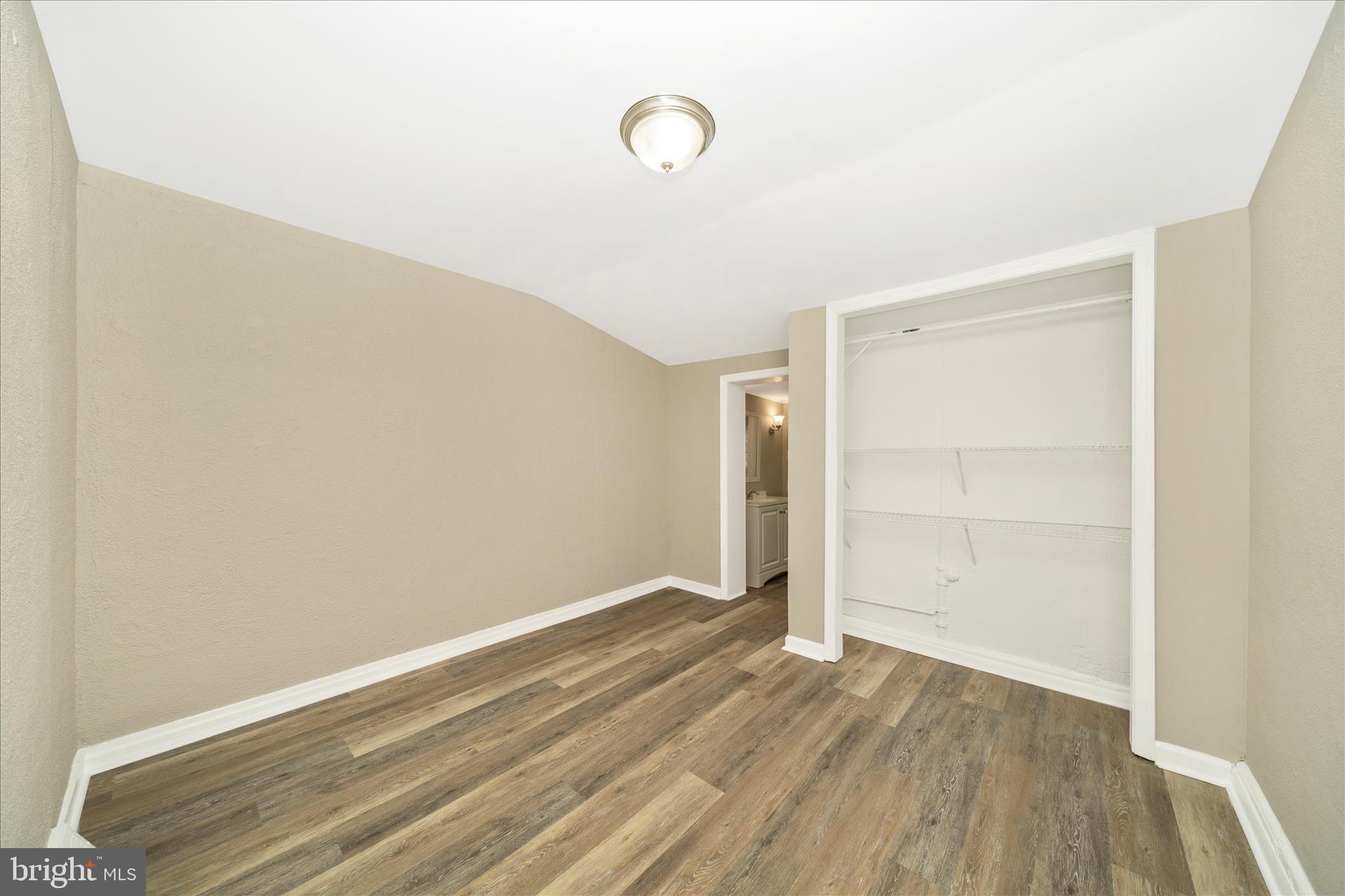 IRVINGTON - Residential