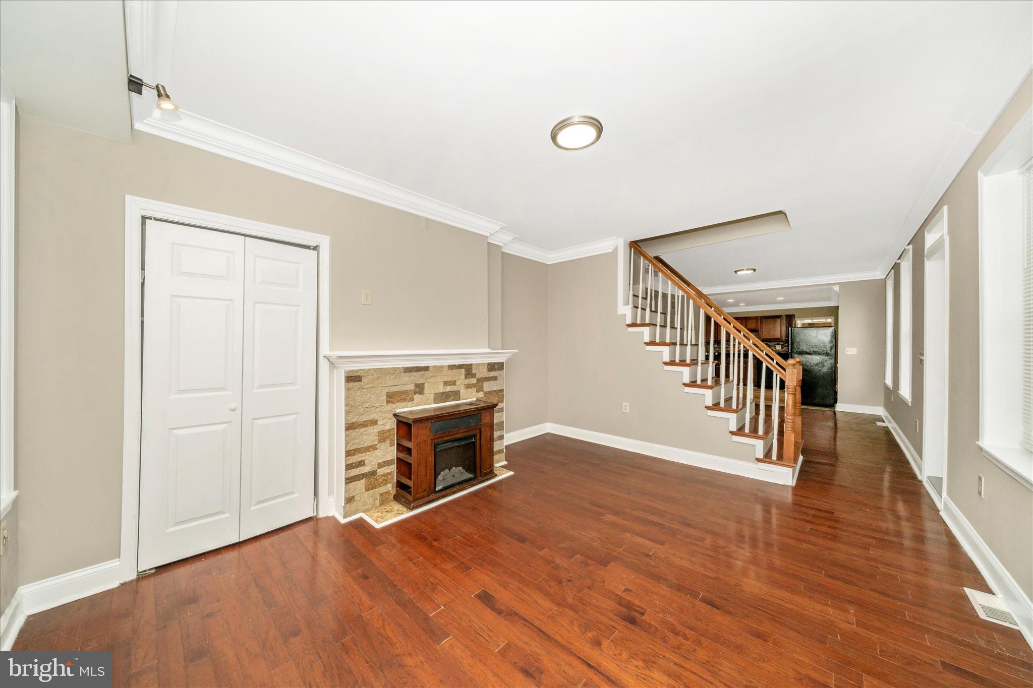 IRVINGTON - Residential