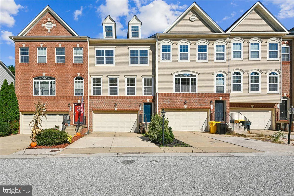 7253 Stallings Dr, Glen Burnie, MD 21060