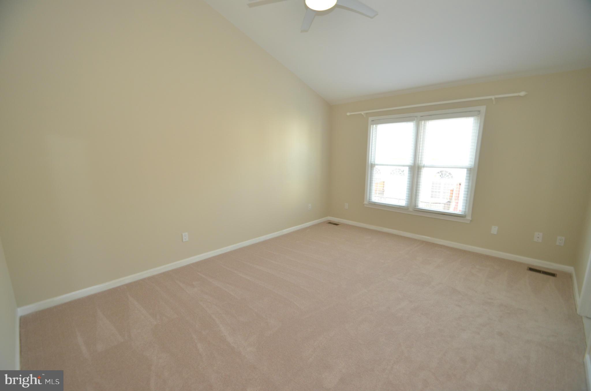 KINGSTOWNE - Residential Lease