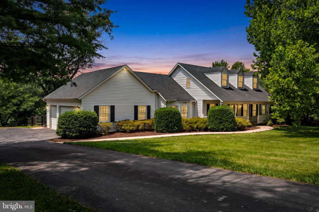 Photo of 36983 Philomont Road, PURCELLVILLE, VA 20132 (MLS # VALO2131140)