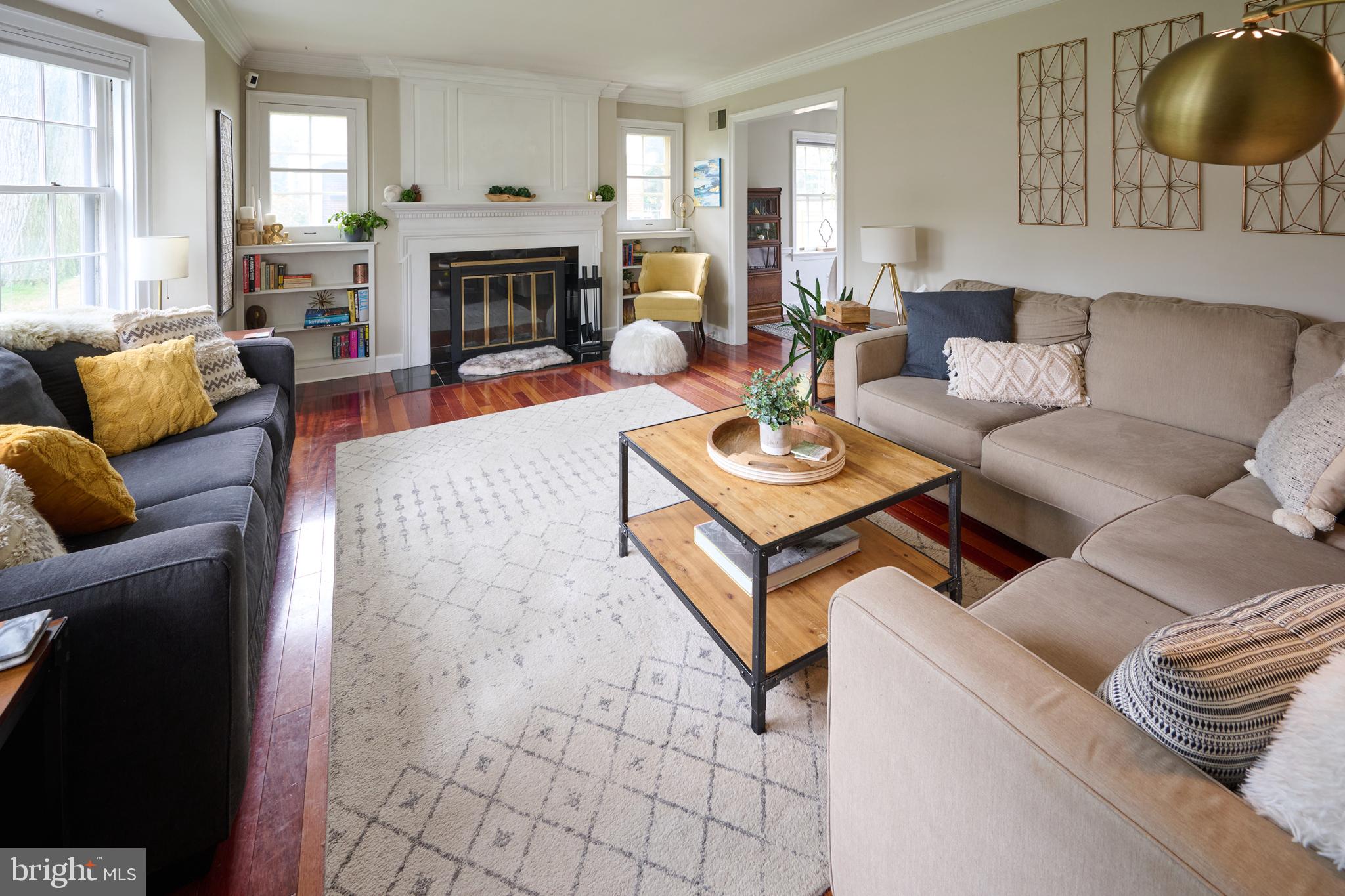 977 PLEASURE ROAD
