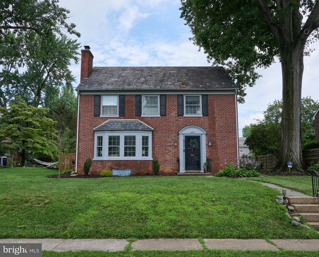 Photo of 977 Pleasure Road, LANCASTER, PA 17601 (MLS # PALA2072572)