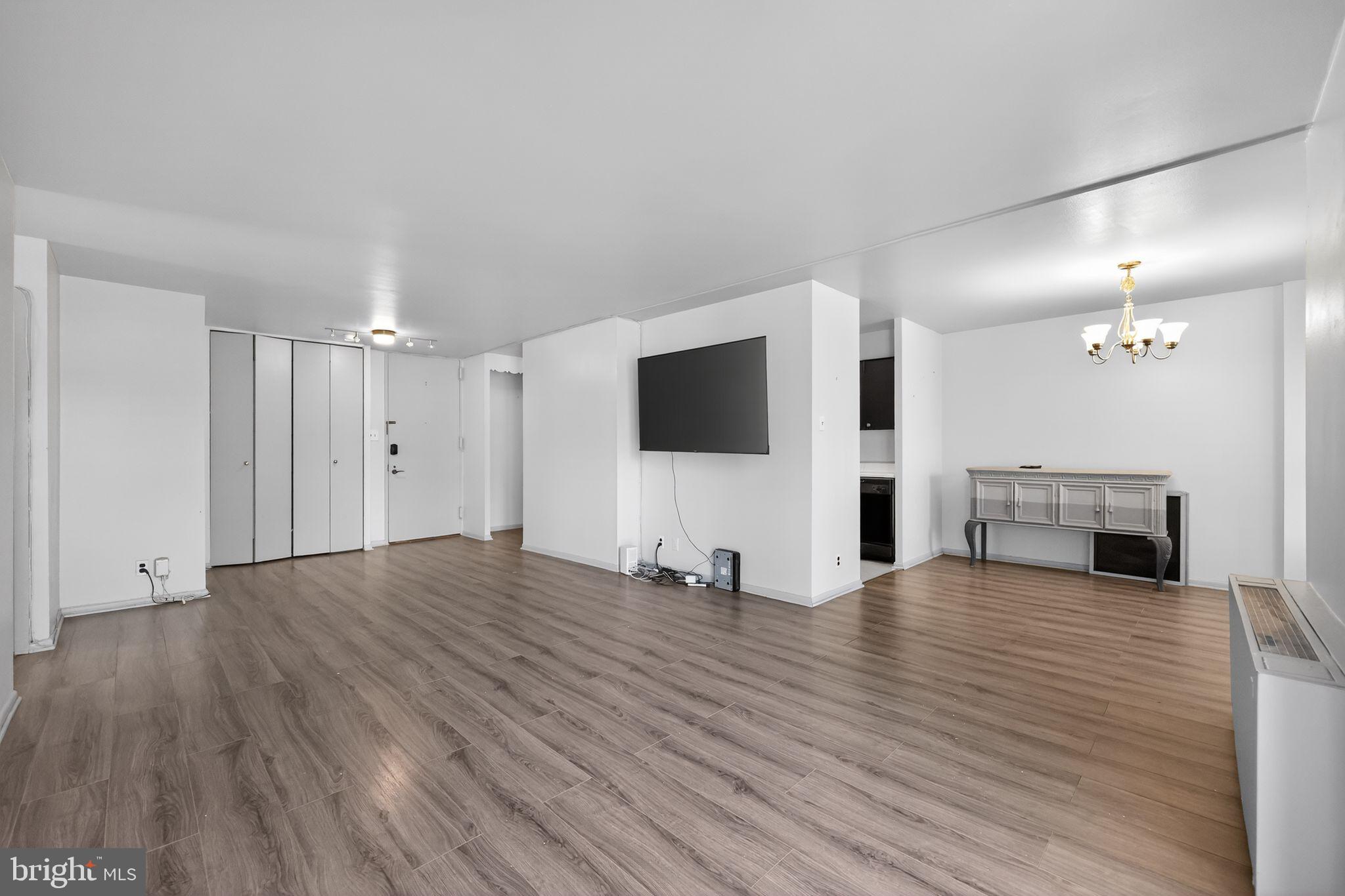 WYNNEFIELD HEIGHTS - Residential