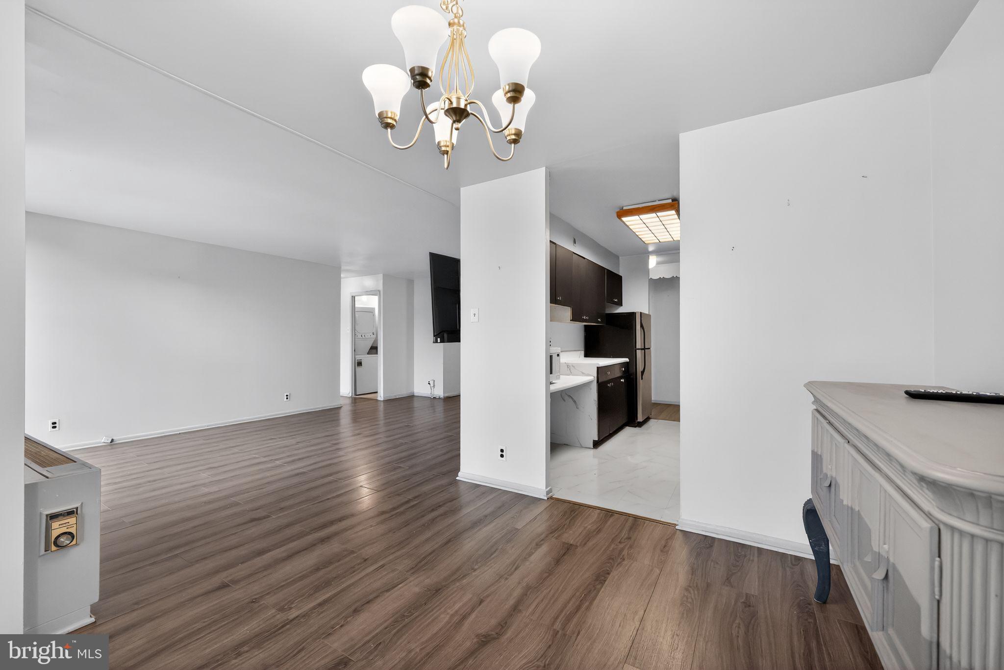 WYNNEFIELD HEIGHTS - Residential