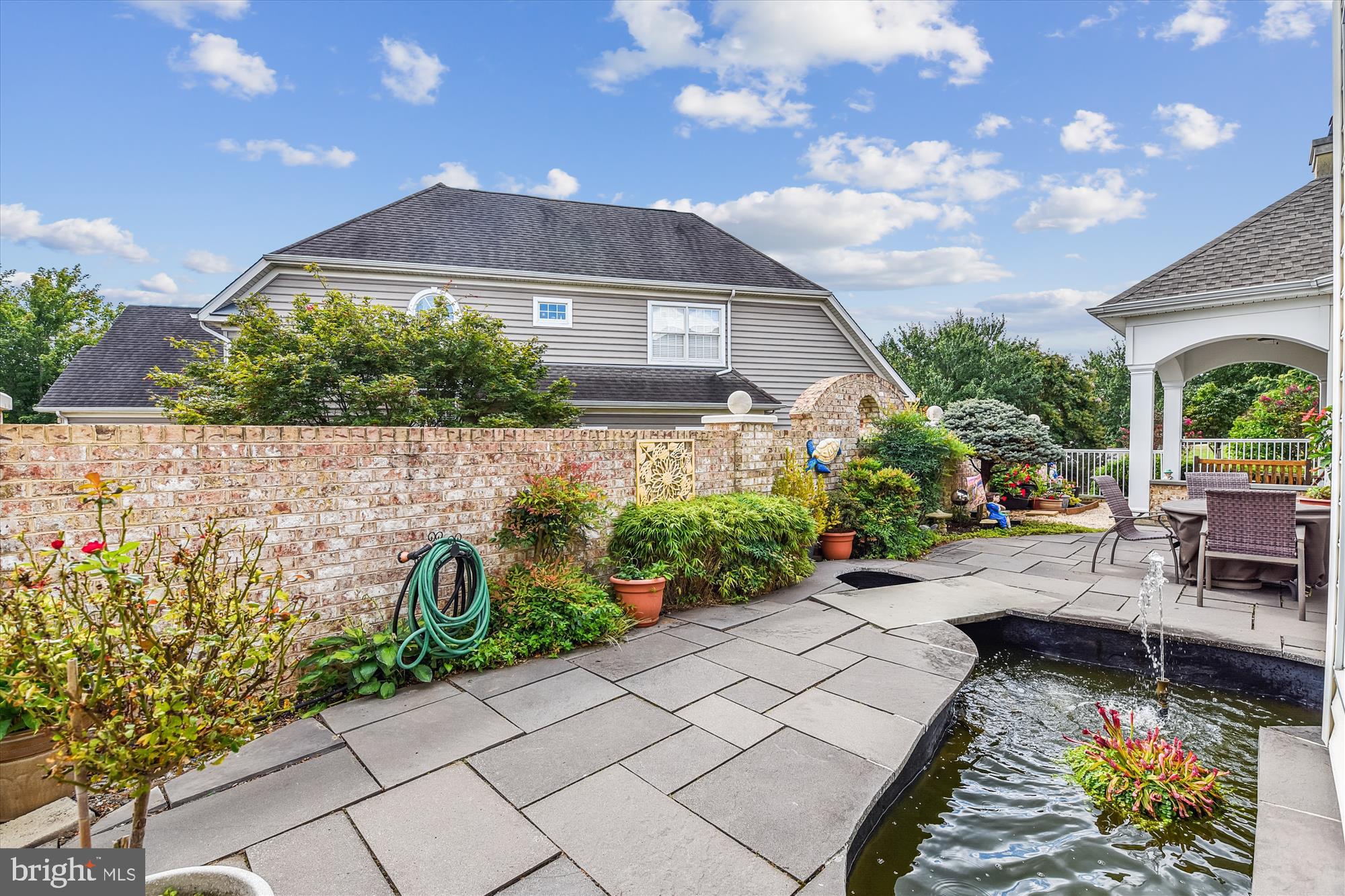 BULLE ROCK - Residential