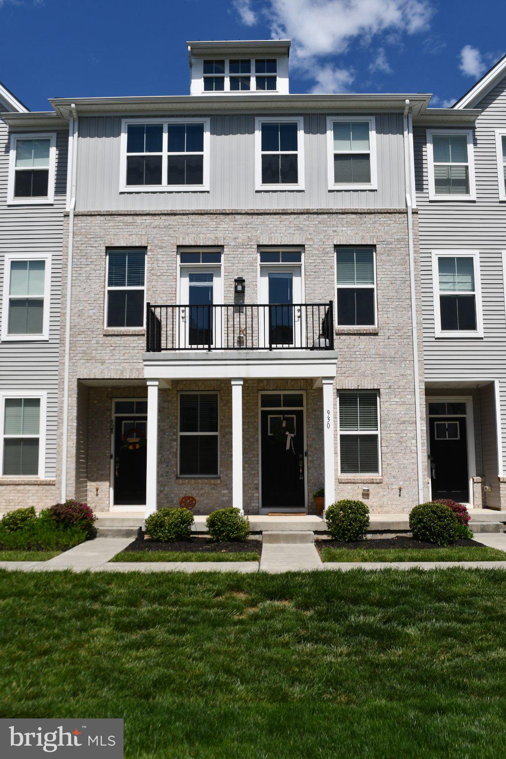 STEELPOINTE - Residential