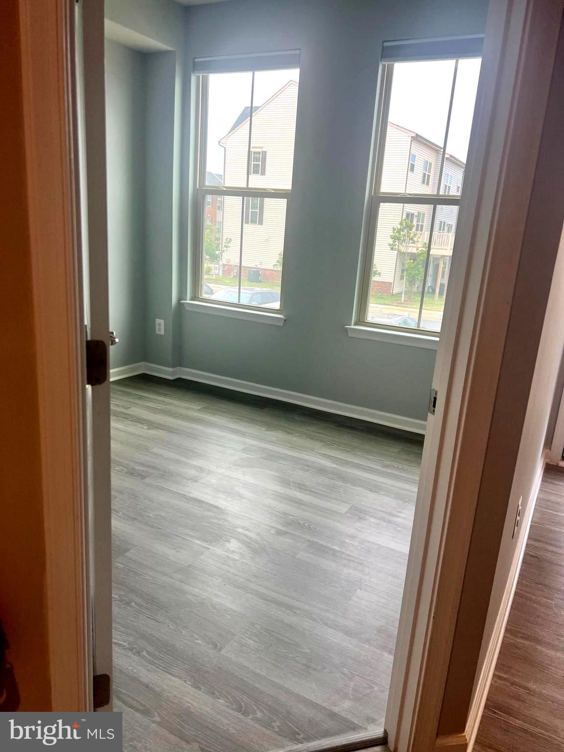 PARKSIDE - Residential Lease