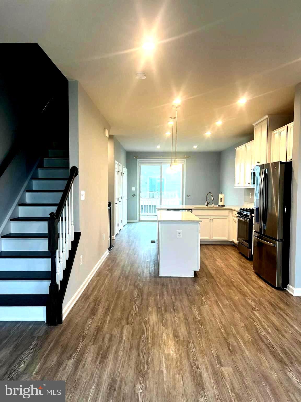 PARKSIDE - Residential Lease