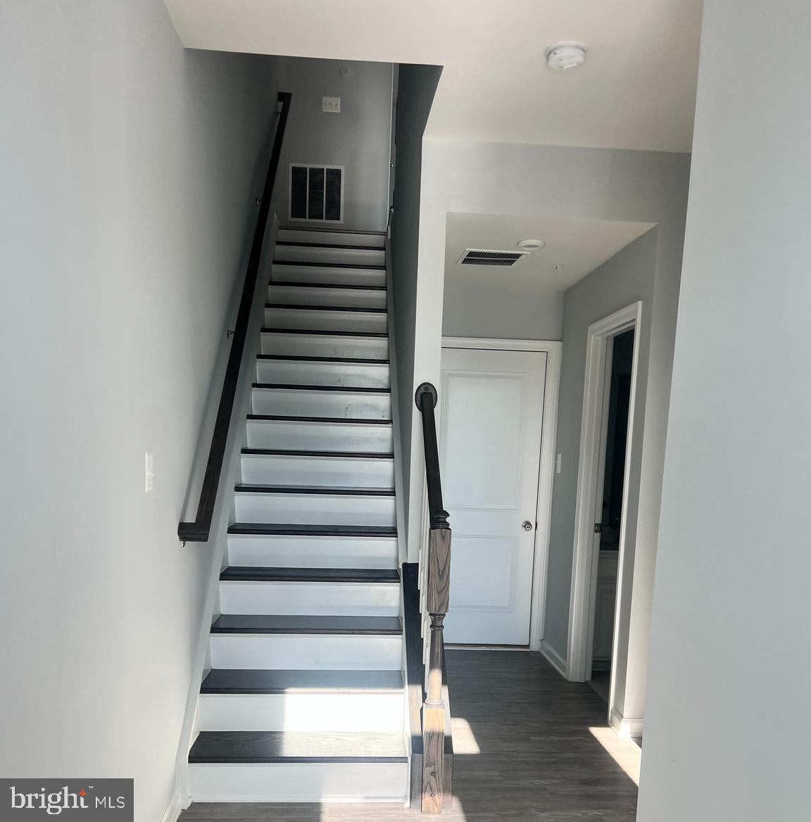 PARKSIDE - Residential Lease