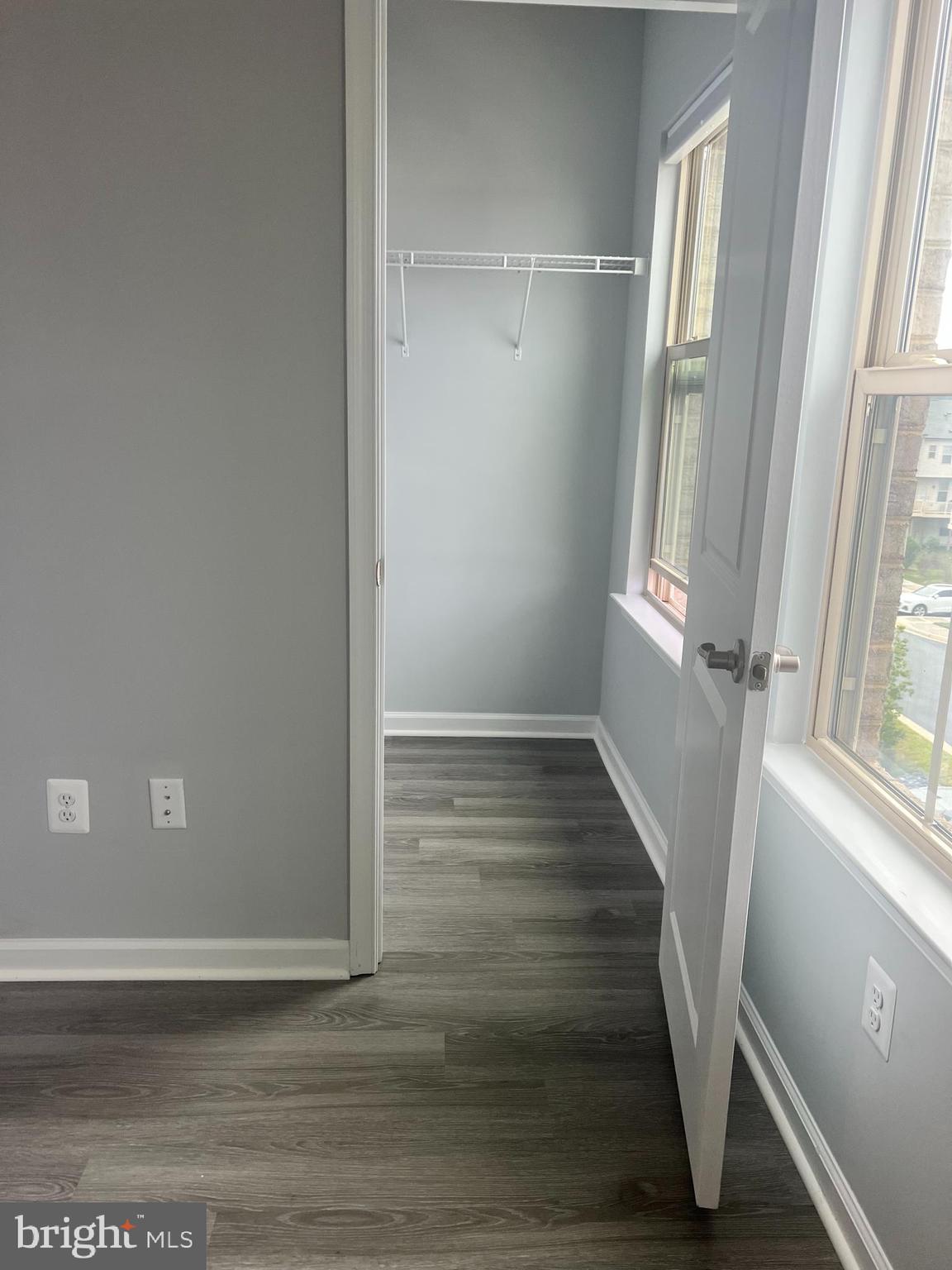 PARKSIDE - Residential Lease