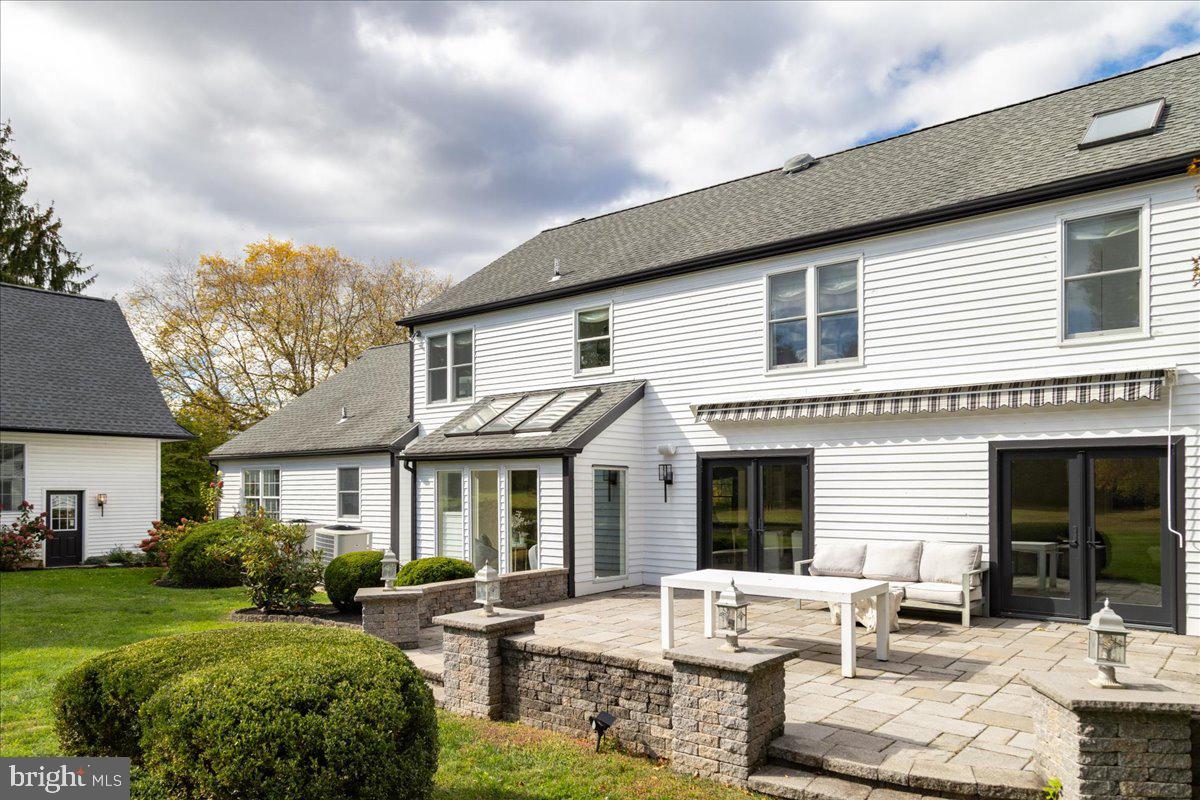 SOLEBURY FARMS EST - Residential