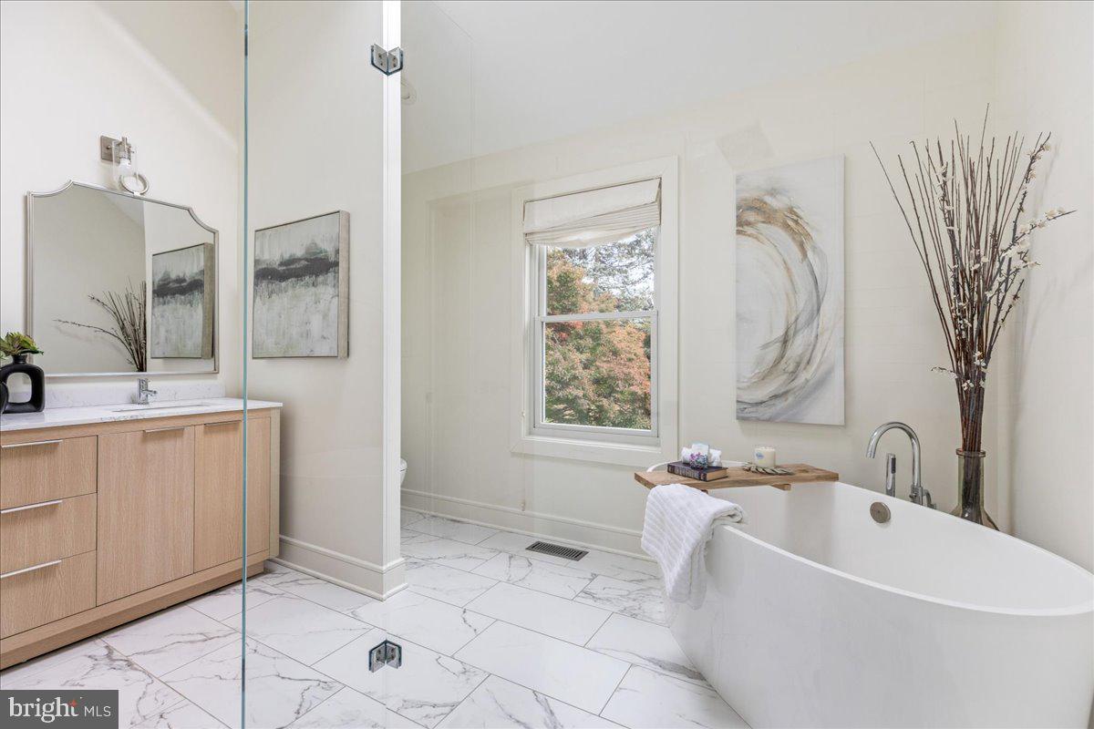 SOLEBURY FARMS EST - Residential