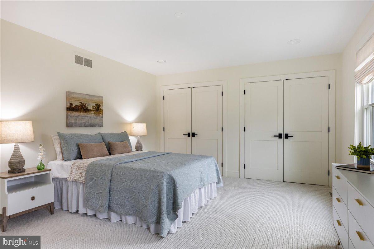 SOLEBURY FARMS EST - Residential