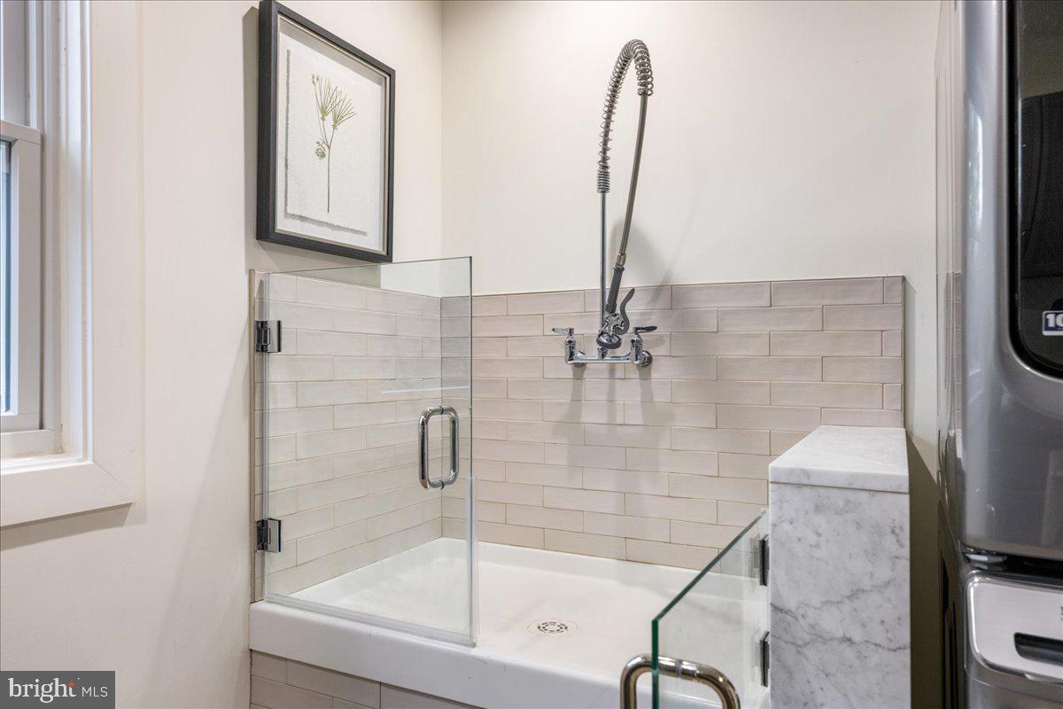 SOLEBURY FARMS EST - Residential