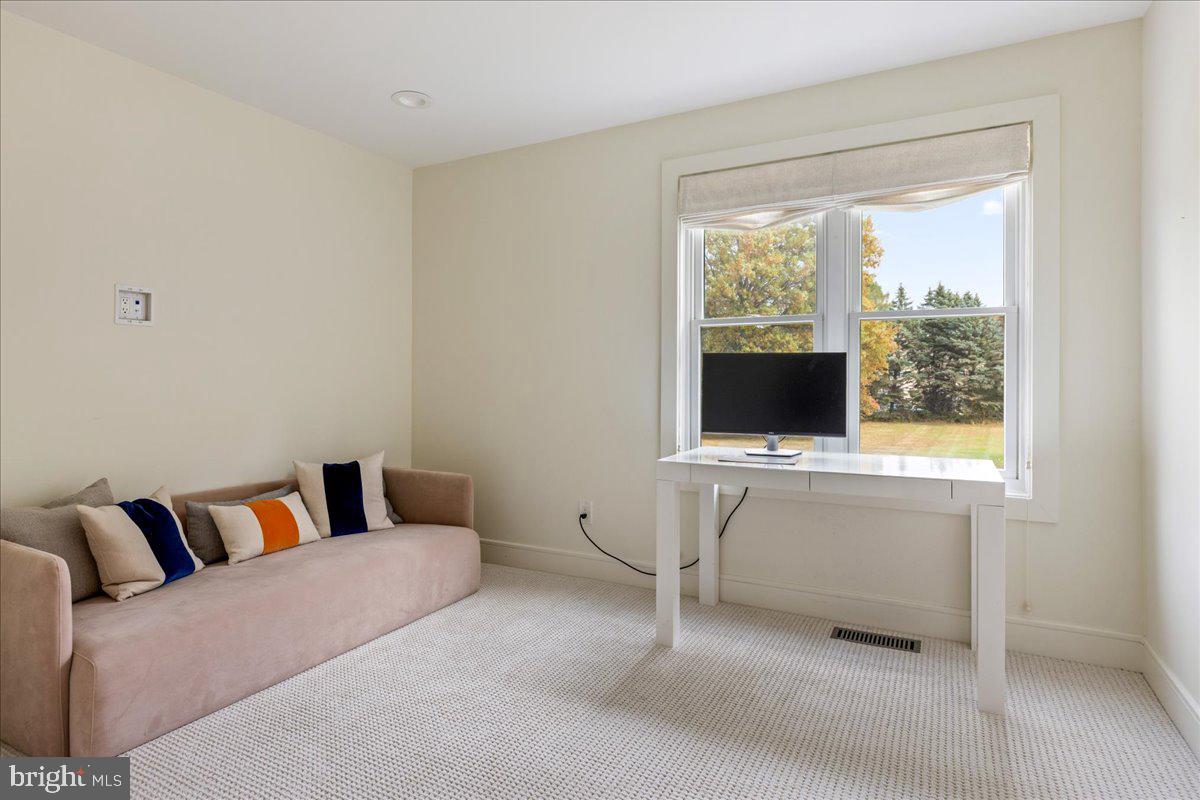 SOLEBURY FARMS EST - Residential