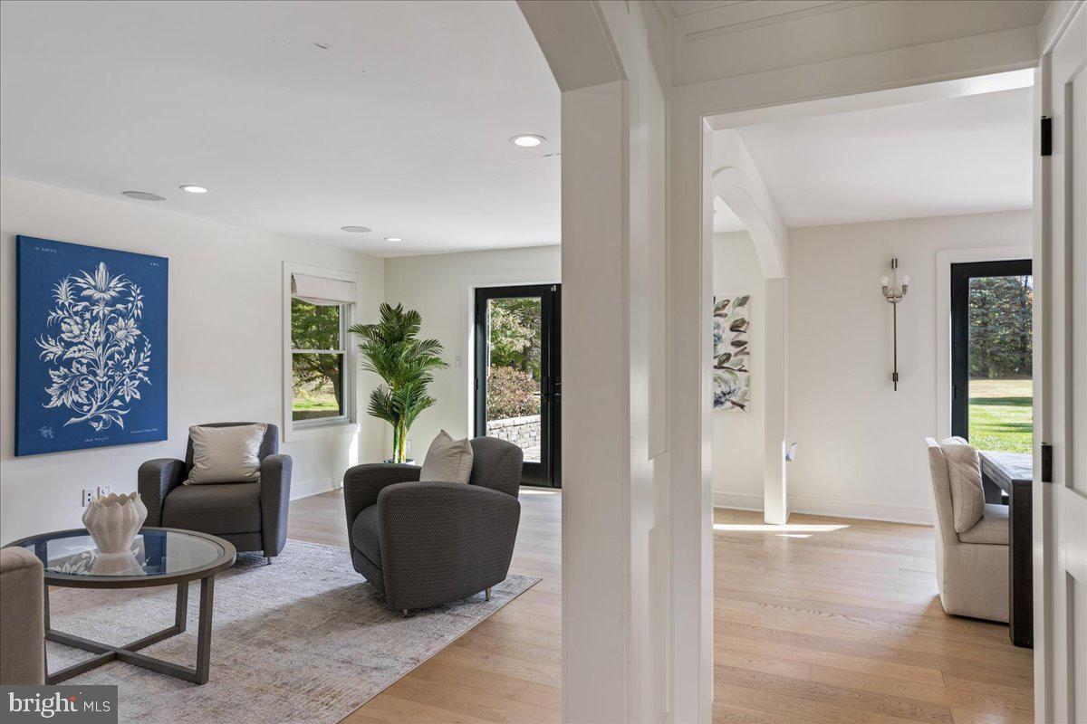 SOLEBURY FARMS EST - Residential