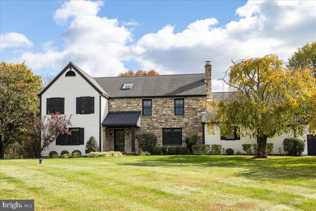 Photo of 5978 Shetland Drive, DOYLESTOWN, PA 18902 (MLS # PABU2100014)