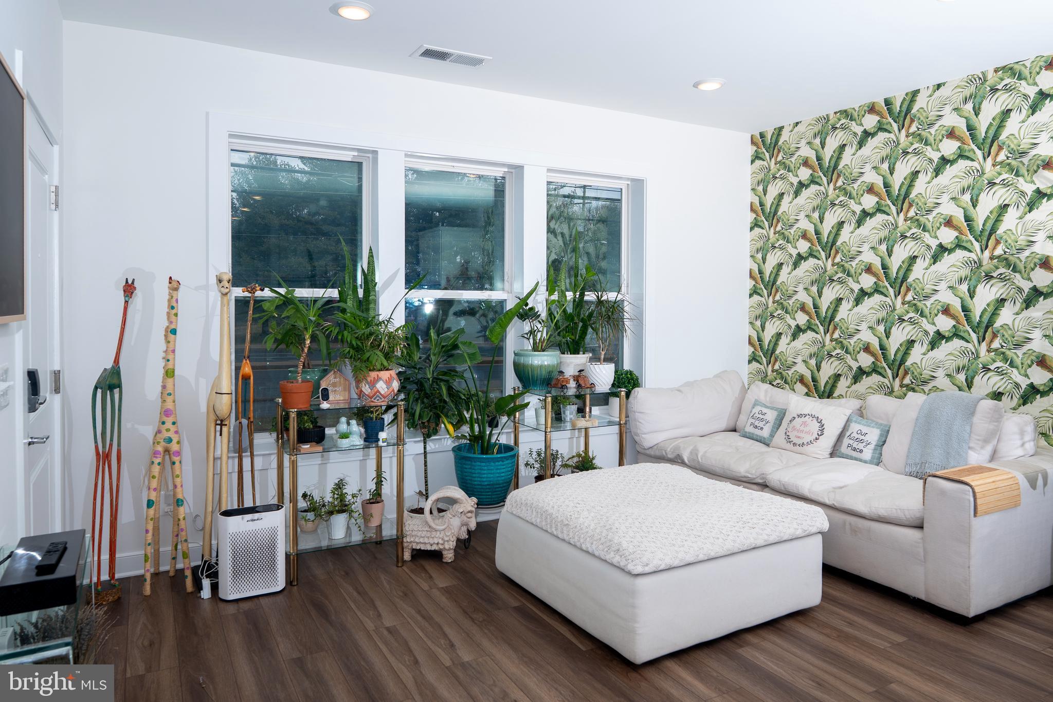 FARMSTEAD DISTRICT - Residential