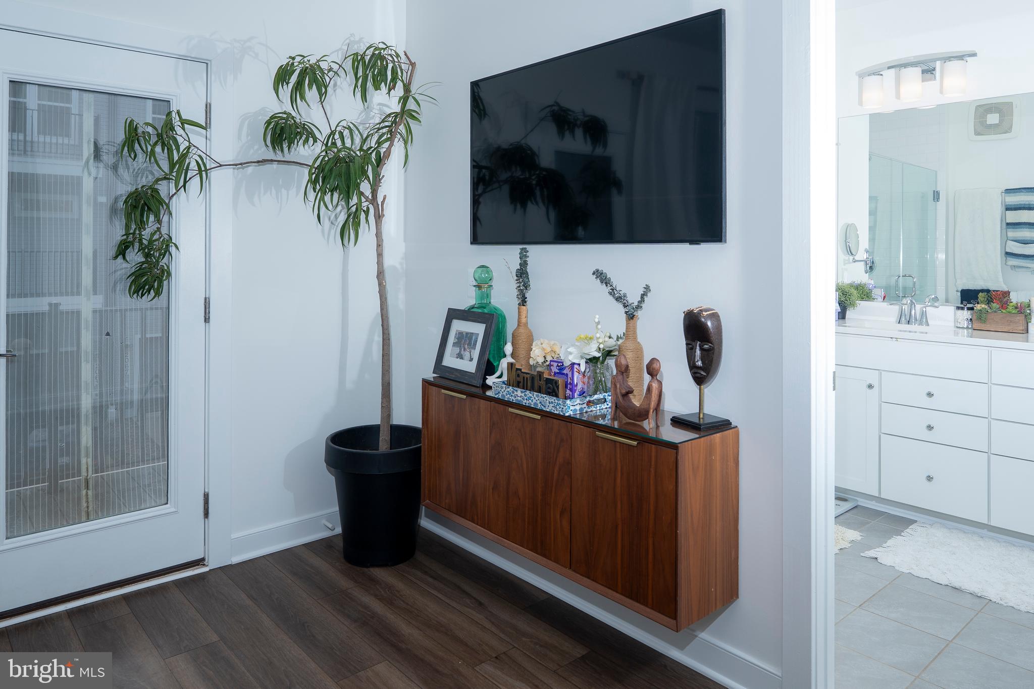 FARMSTEAD DISTRICT - Residential