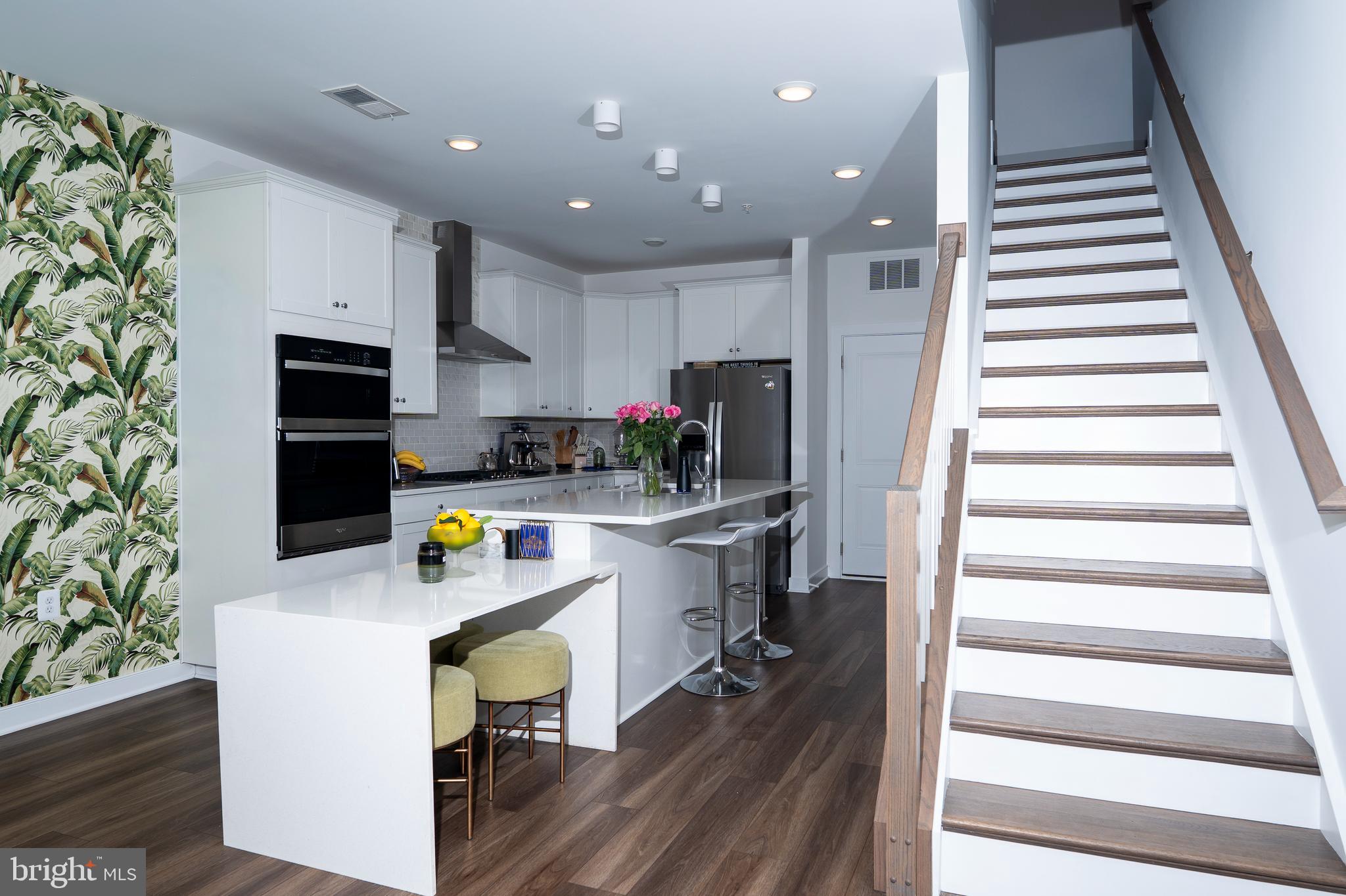 FARMSTEAD DISTRICT - Residential