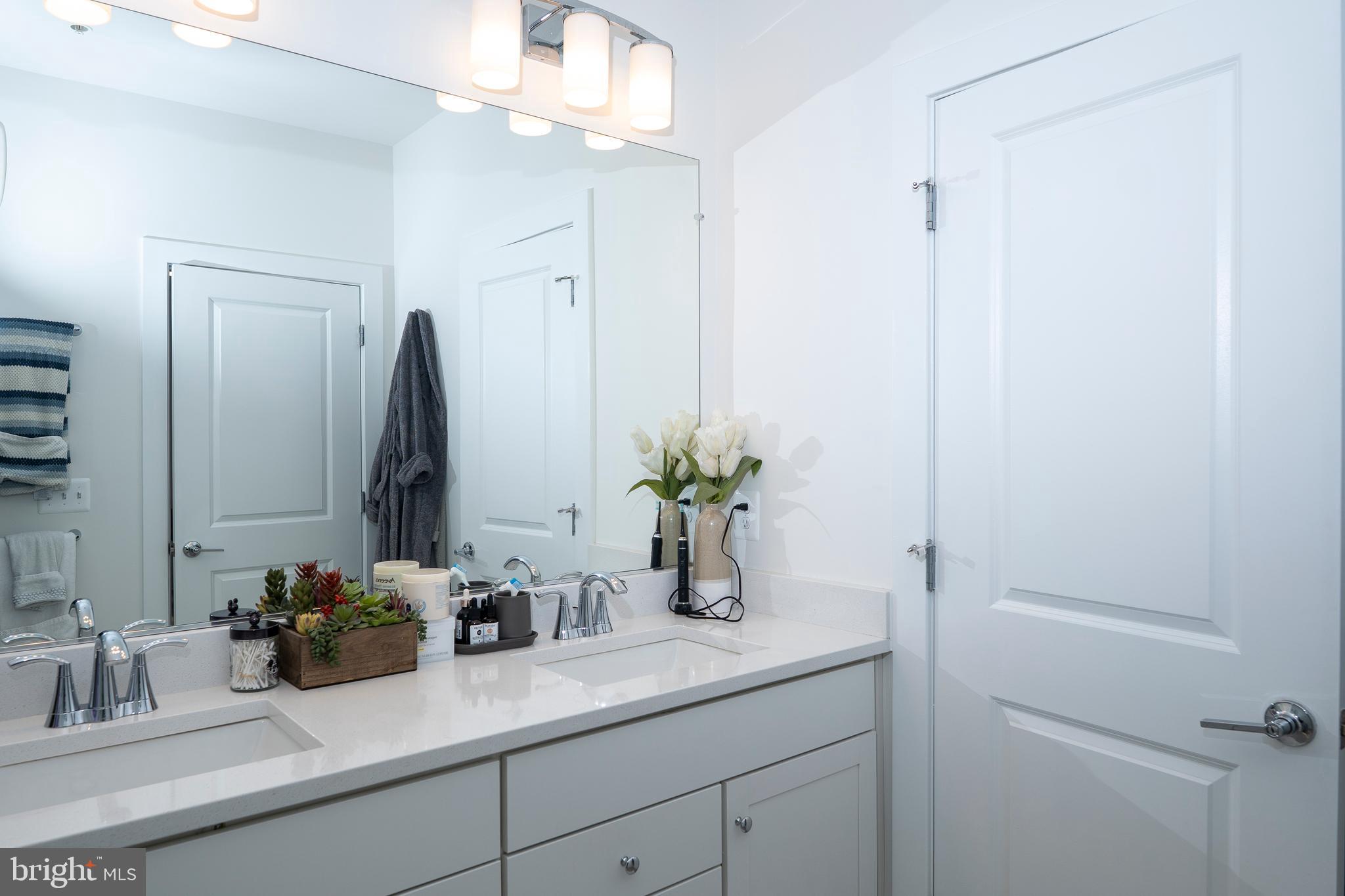 FARMSTEAD DISTRICT - Residential