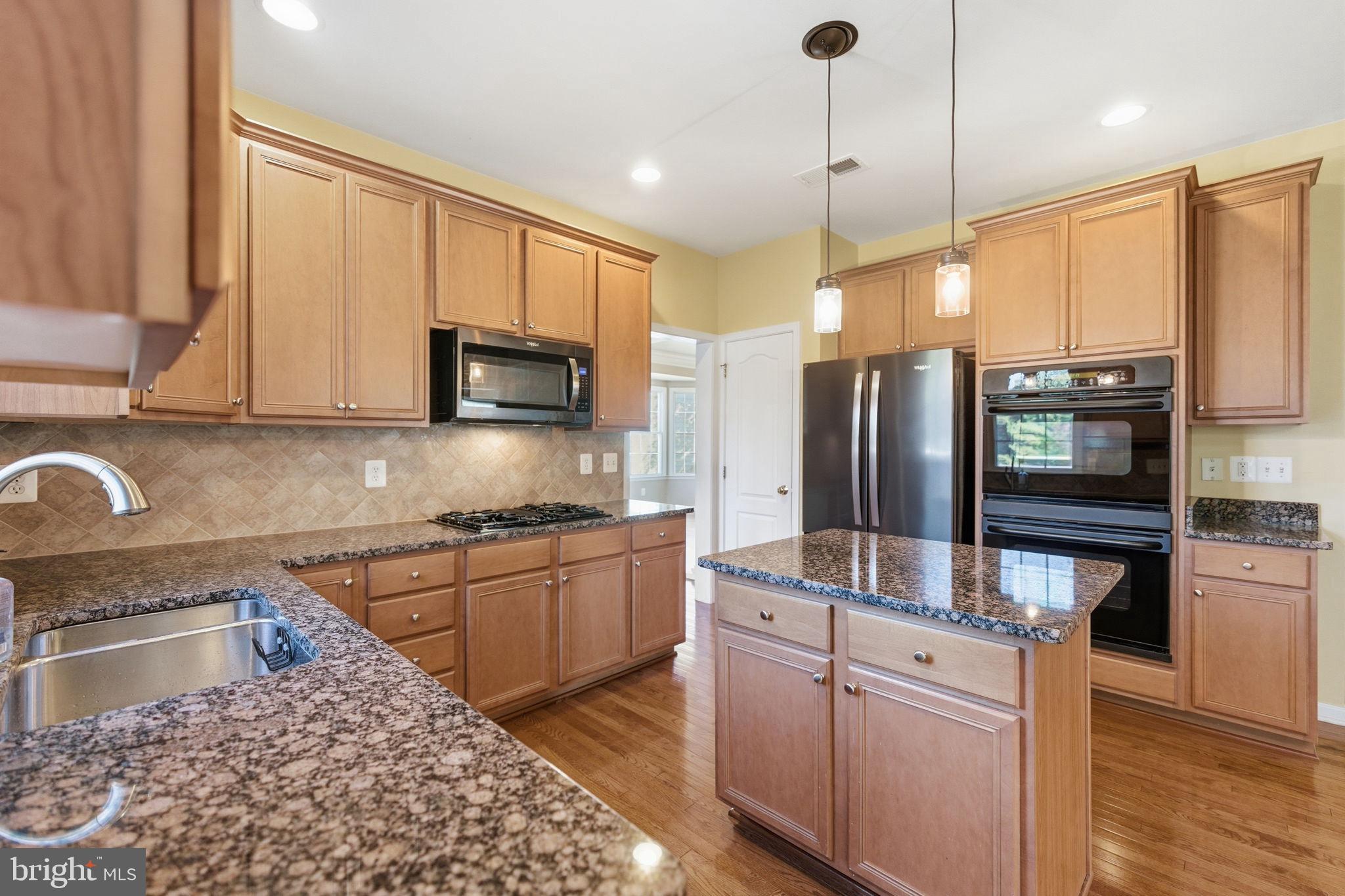 DOMINION VALLEY COUNTRY CLUB - Residential