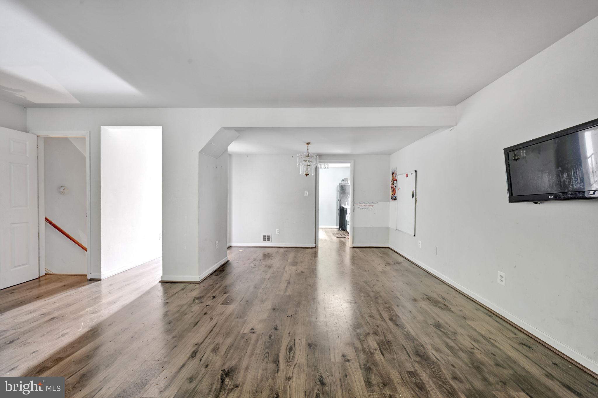 DIANNA WOODS - Residential