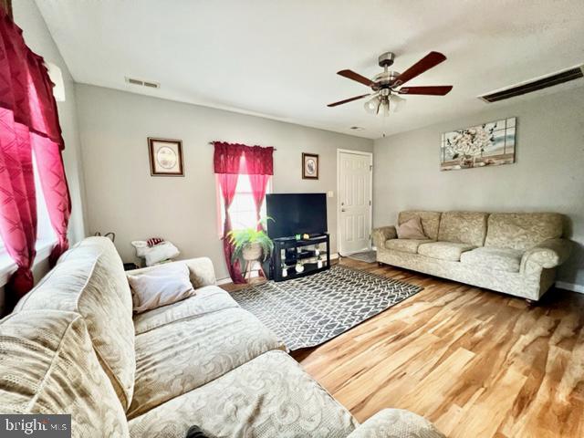 833 E CHURCH STREET