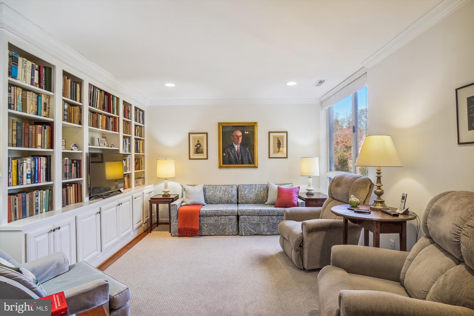 SUMNER VILLAGE - Residential